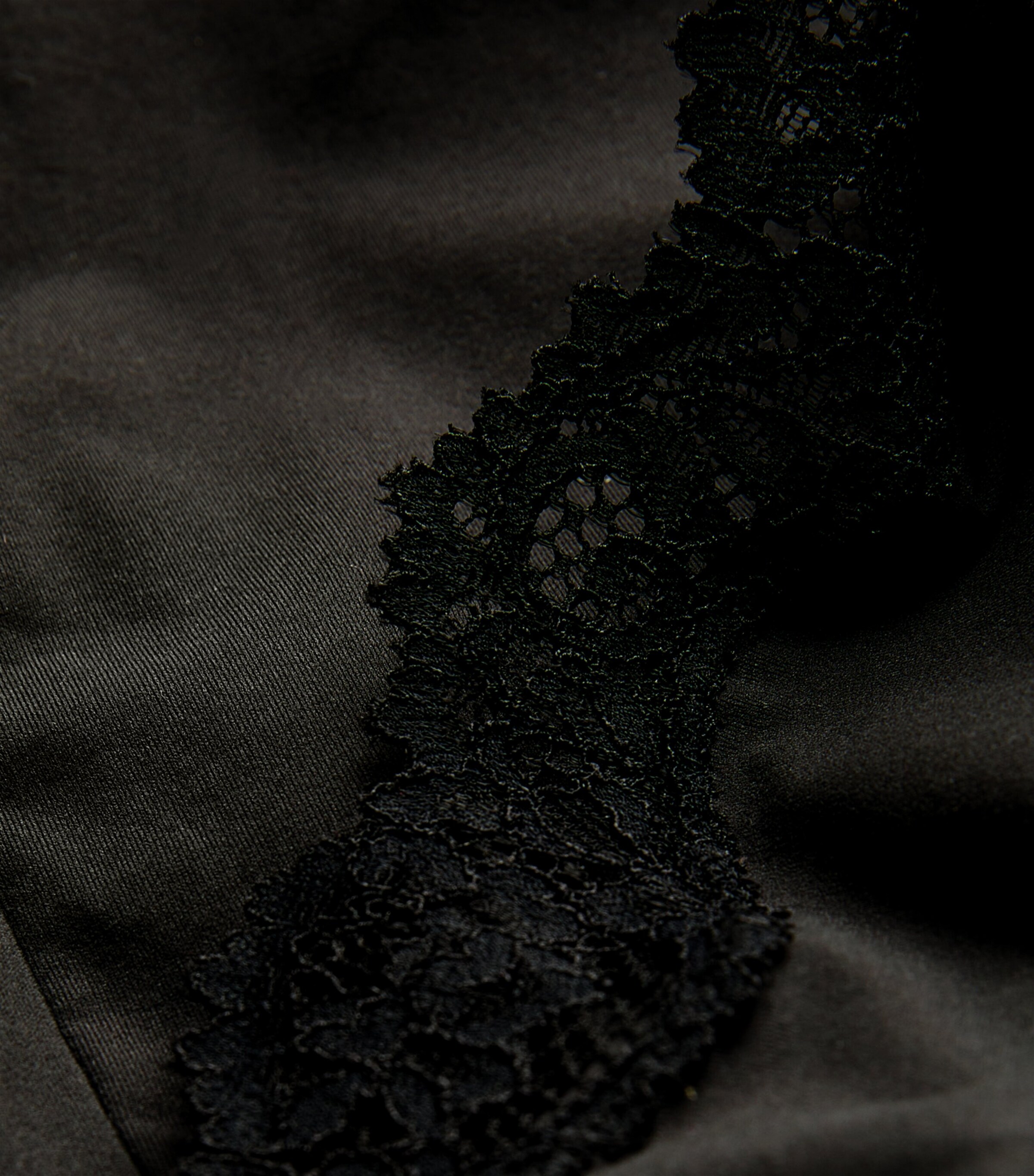 Skims Black Fits Everybody Lace-Trim Slip Dress | Harrods US