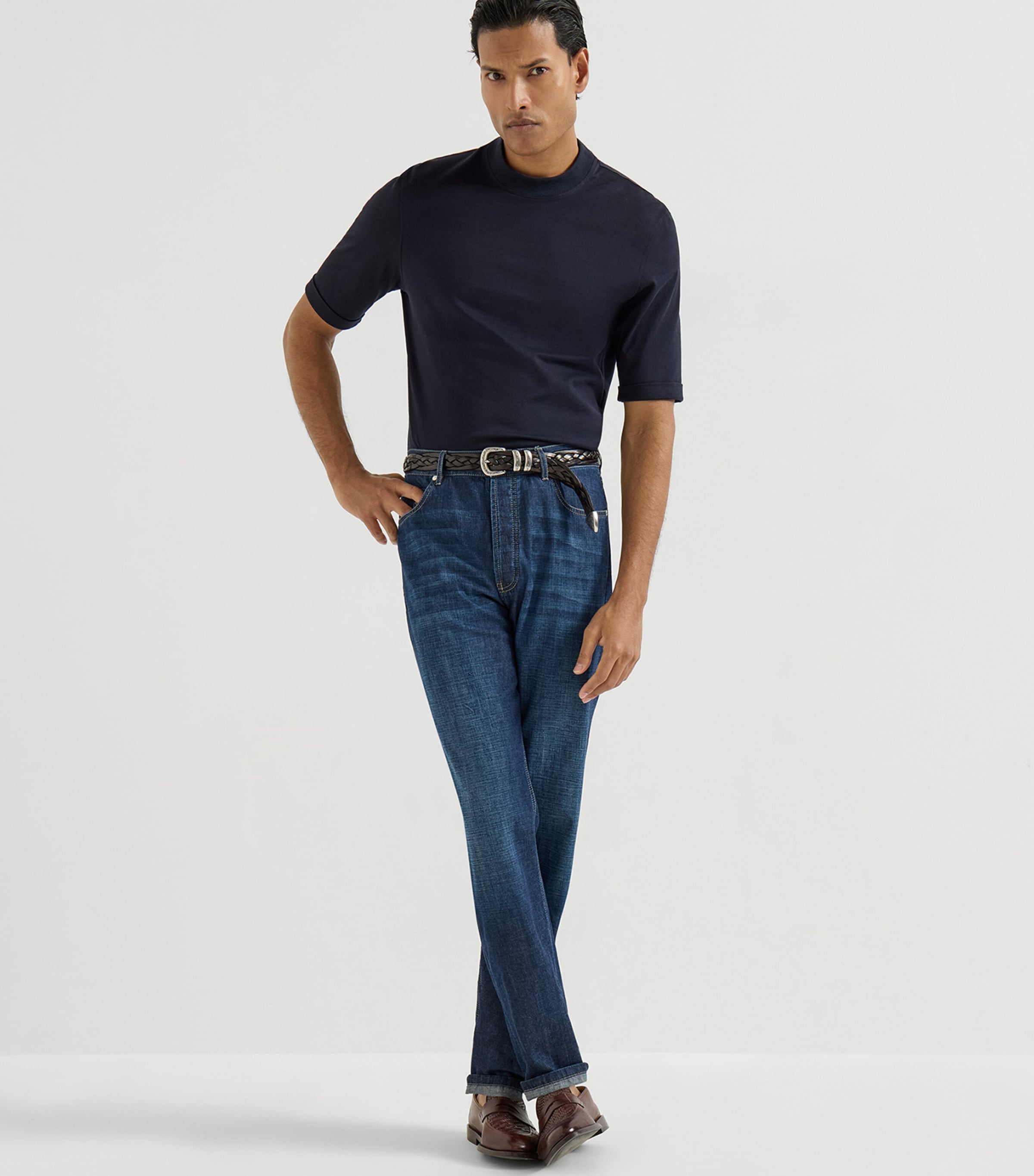 Crest-Detail Straight Jeans C1468 Image 4