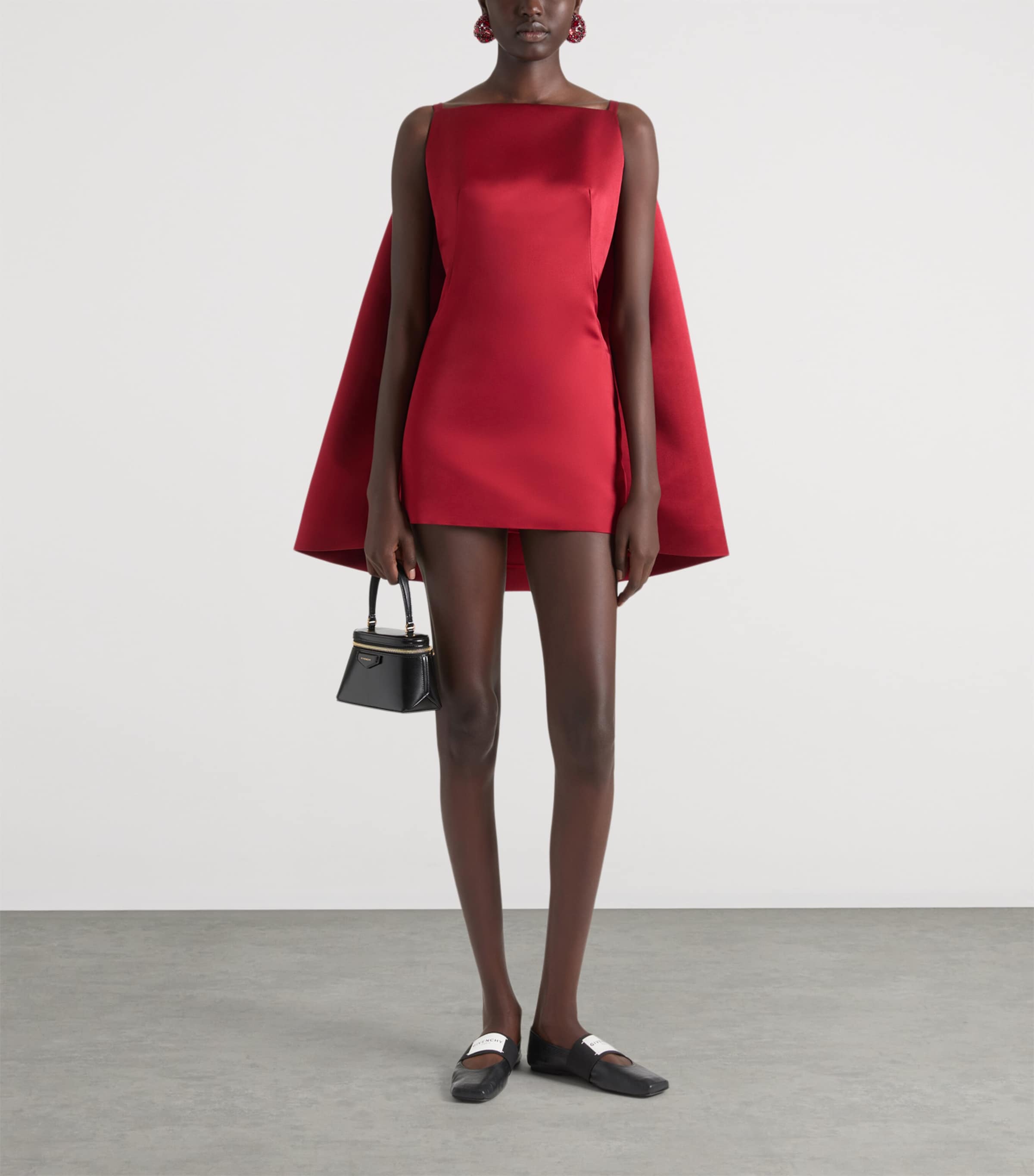 Leather Antigona Vanity Top-Handle Bag BLACK Image 2