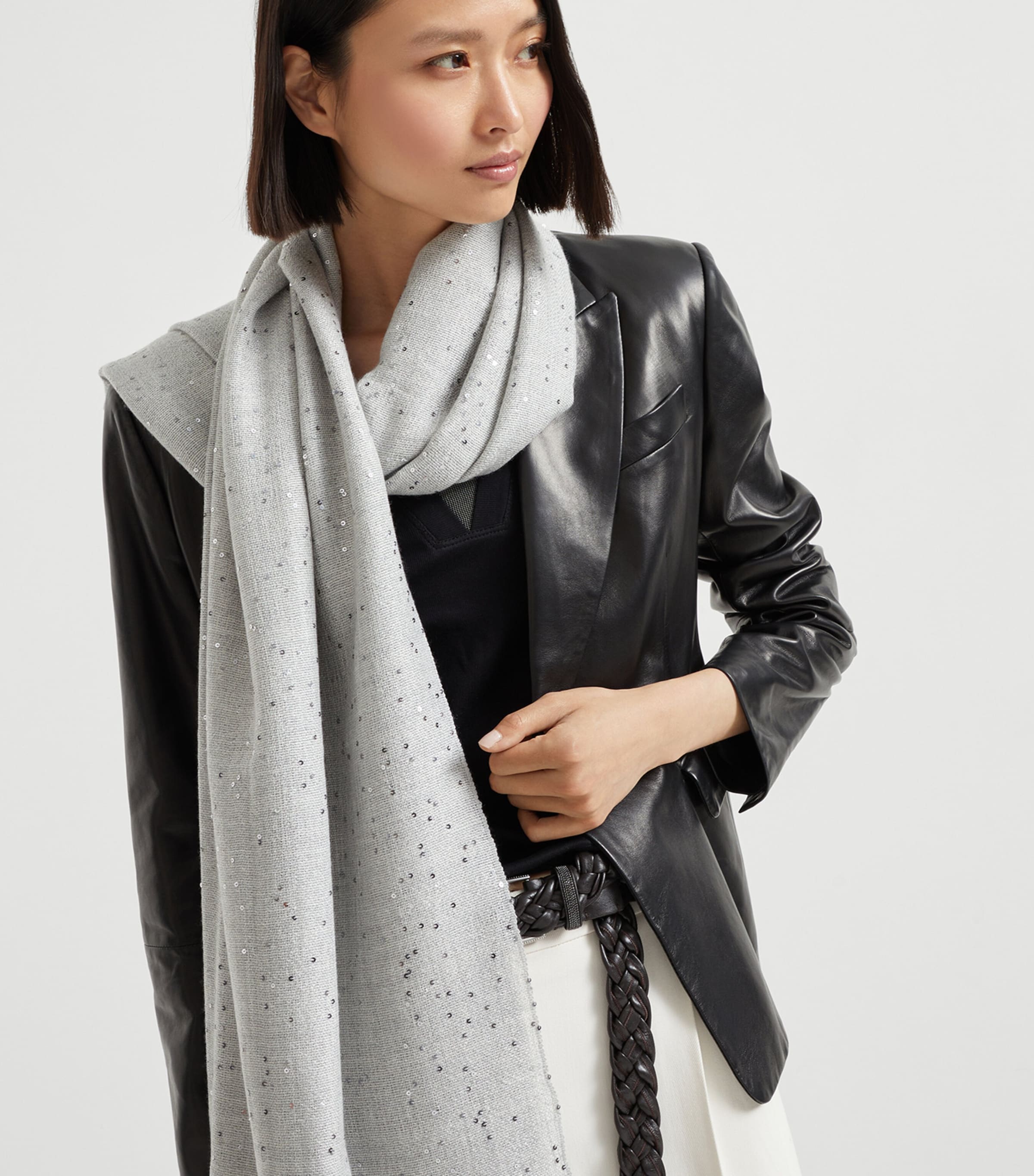 Brunello Cucinelli Womens Cashmere-Silk Diamond Yarn Sequin Scarf Image 4