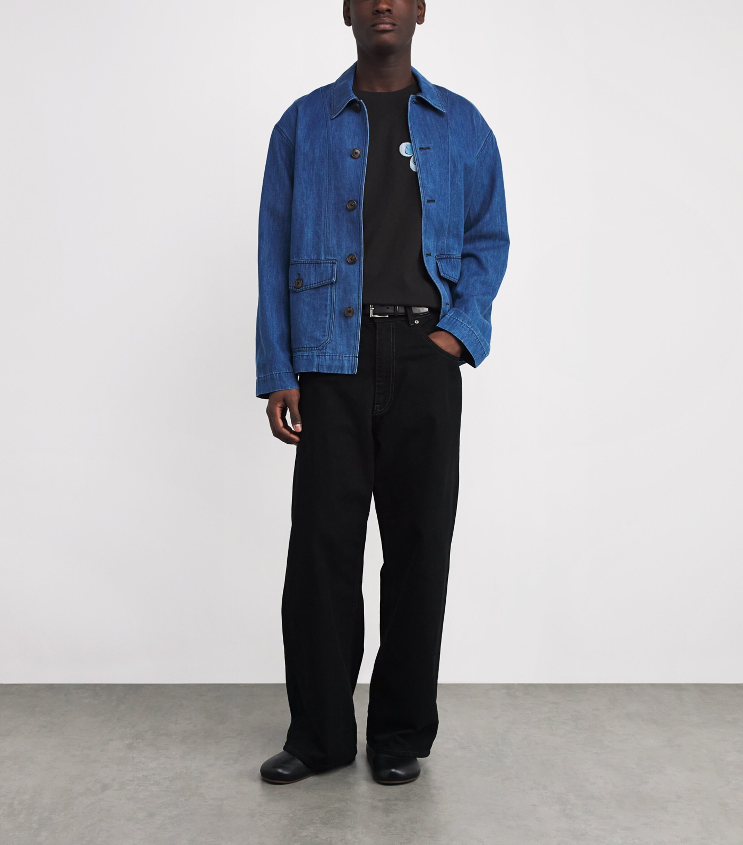 Cotton Floral Embroidered T-Shirt BLACK Image 2