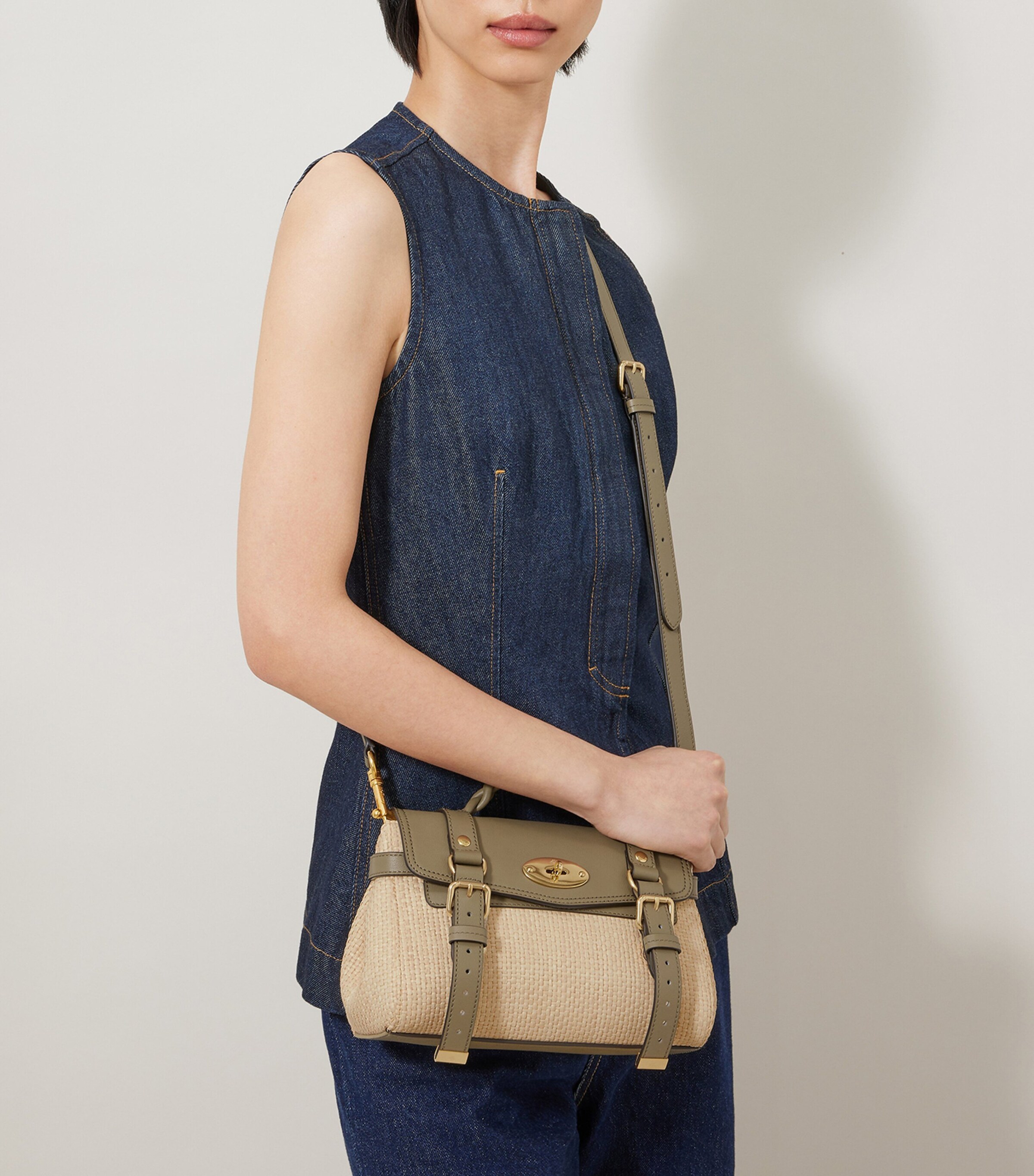 Mulberry Mini Raffia and Leather Alexa Satchel Linen Green Natural Image 6