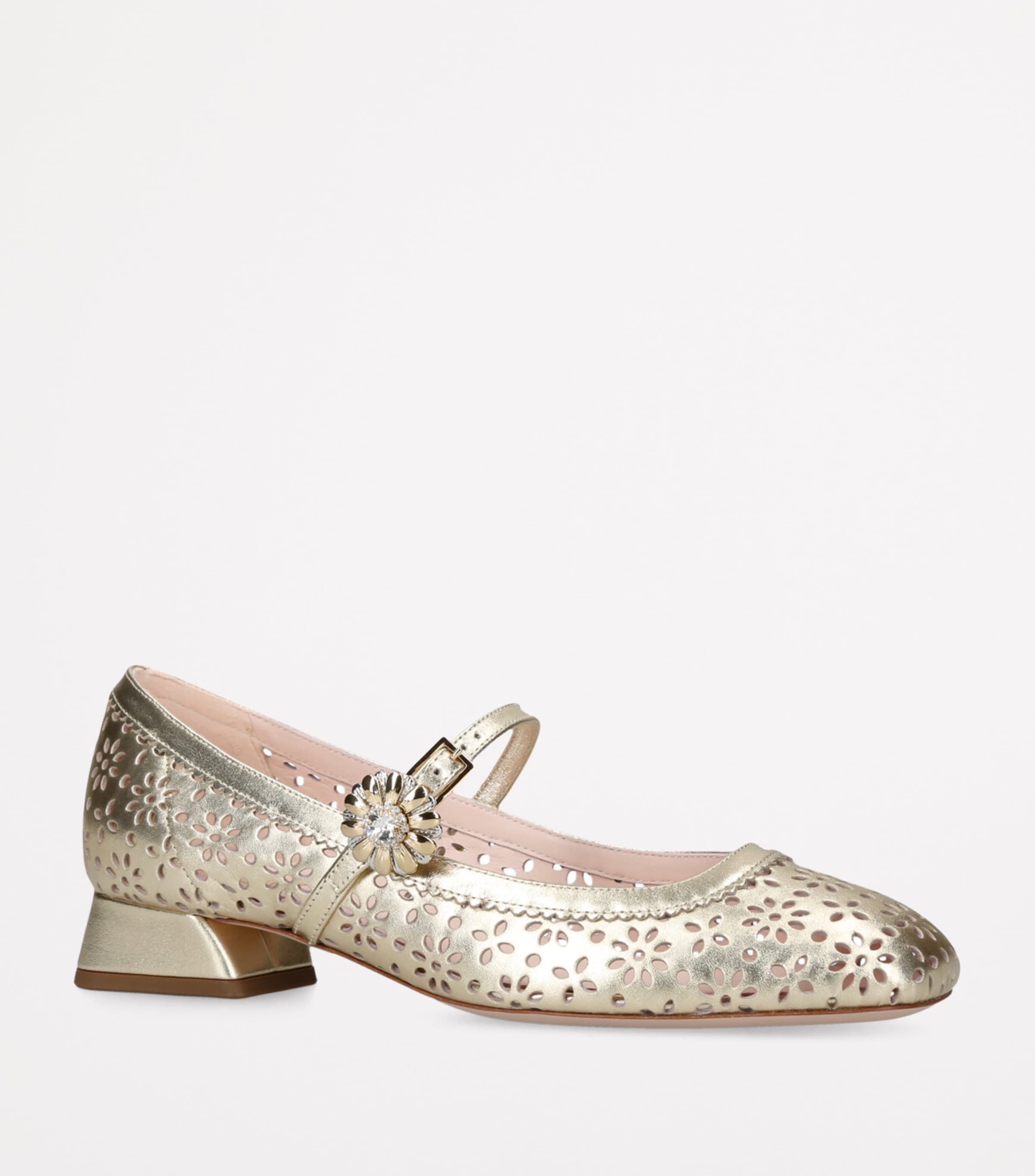 Roger Vivier Patent Leather Très Vivier Pumps 25 Gold Image 3