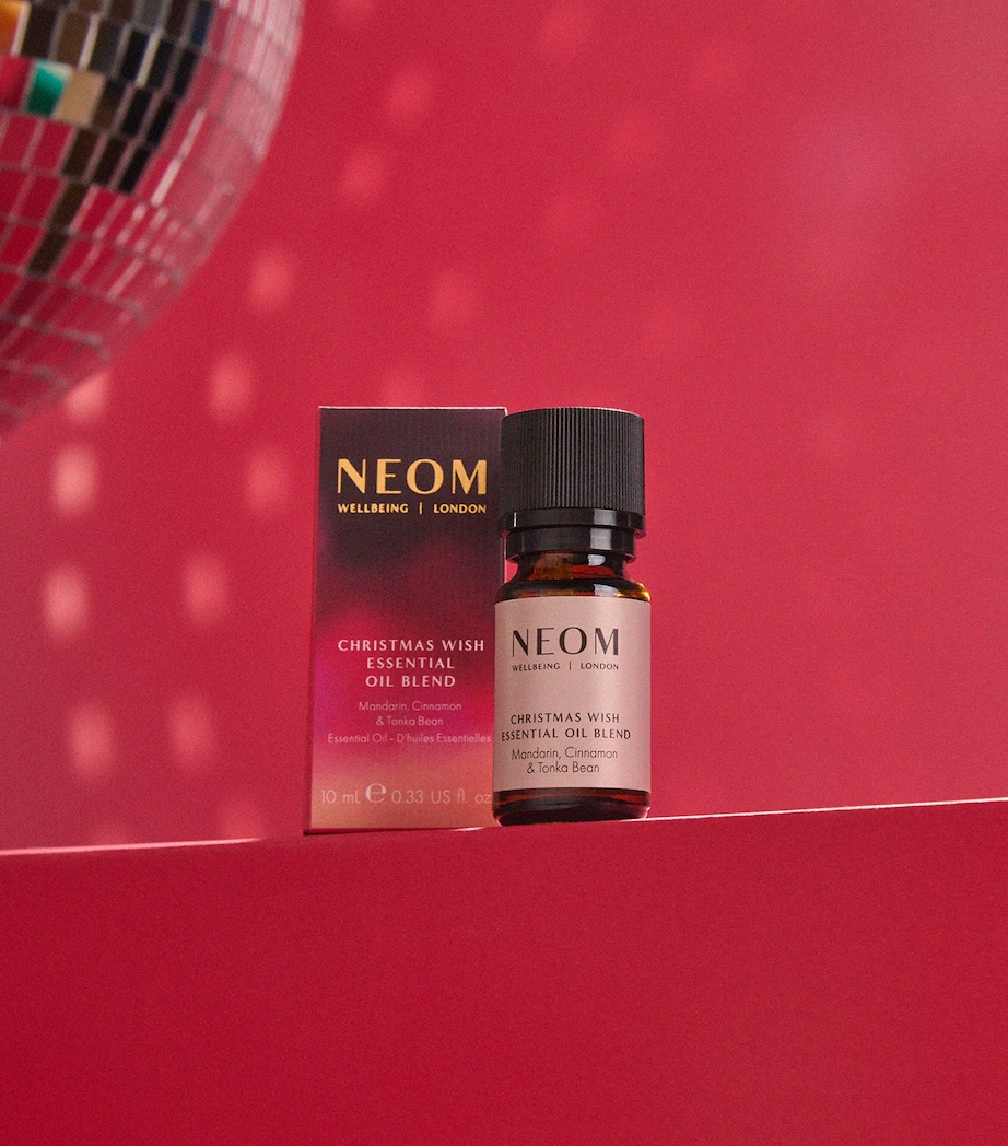 Christmas Wish Essential Oil Blend (10ml) NO COLOUR Image 3