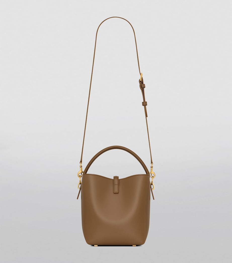 Small Le 37 Bucket Bag 2760 Image 2