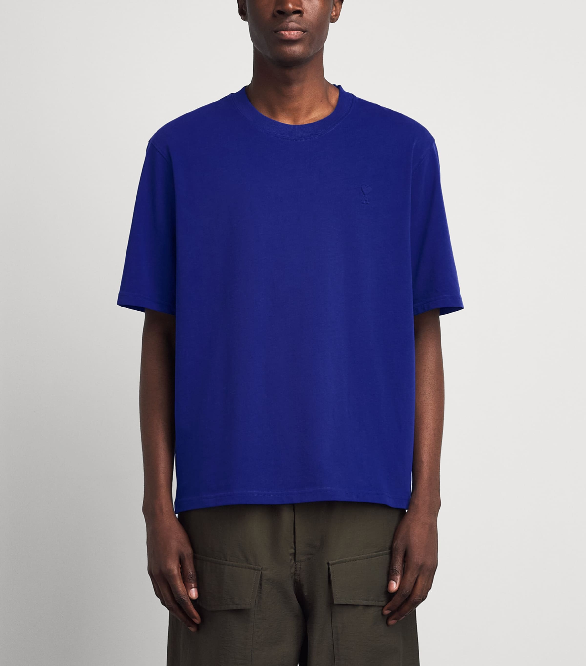 AMI Paris Mens Embossed Ami de Coeur T-Shirt Bleu Roi Image 4