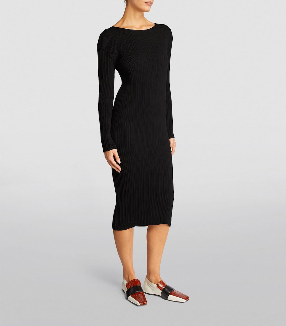 Hatching Pleats Midi Dress 15 Image 3