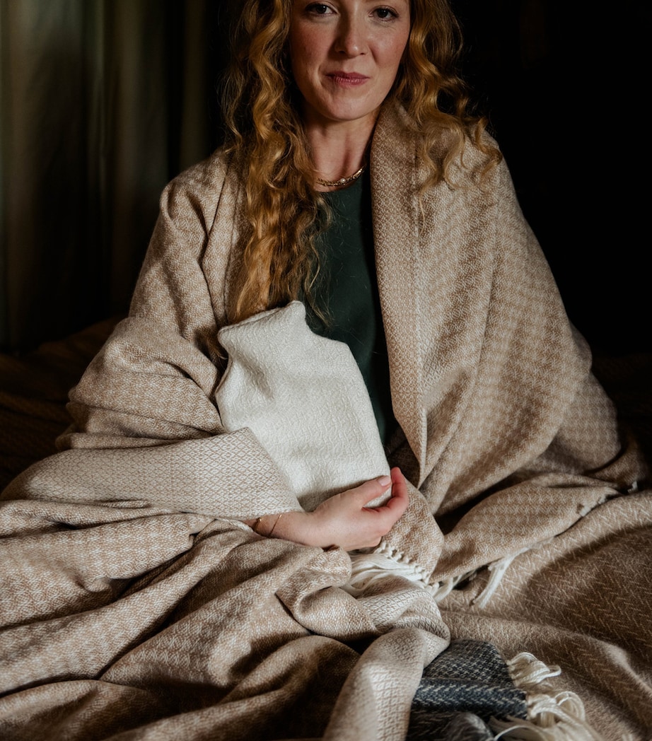 Araminta Campbell Small Alpaca-Blend Hot Water Bottle White Image 4