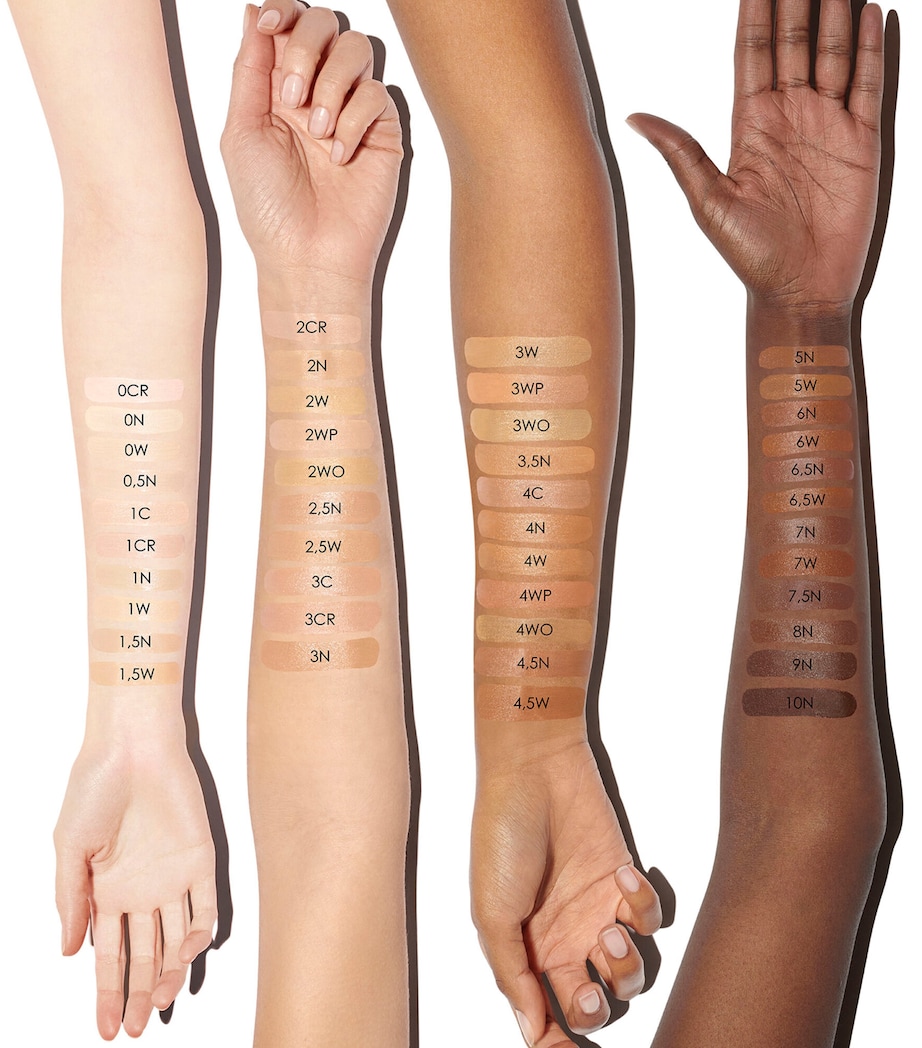 Face & Body Foundation 2WP Image 3