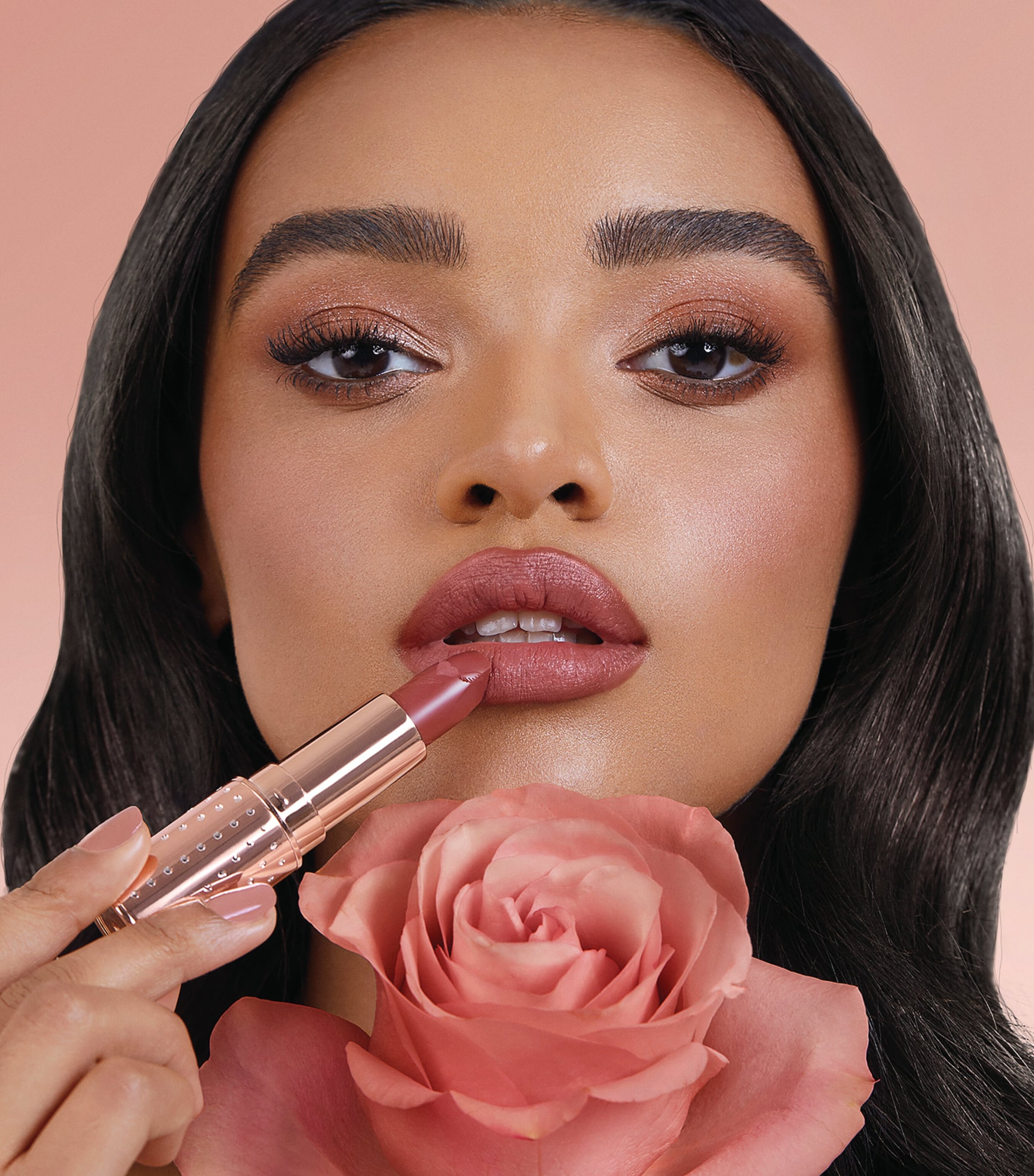 Matte Revolution Lipstick MRS KISSES Image 5