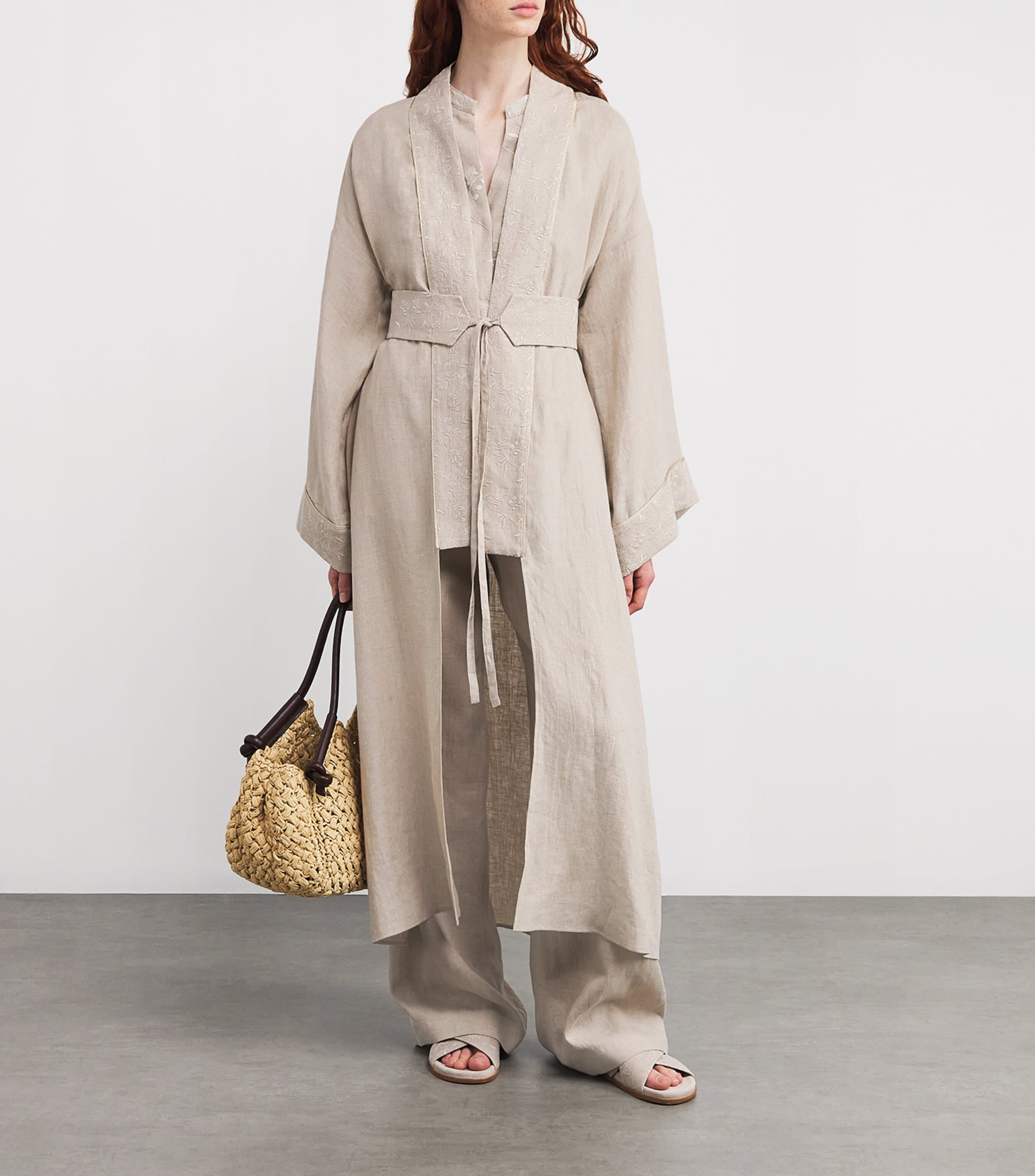 Eleventy Womens x Harrods Linen Embroidered Kimono Sabbia Image 2