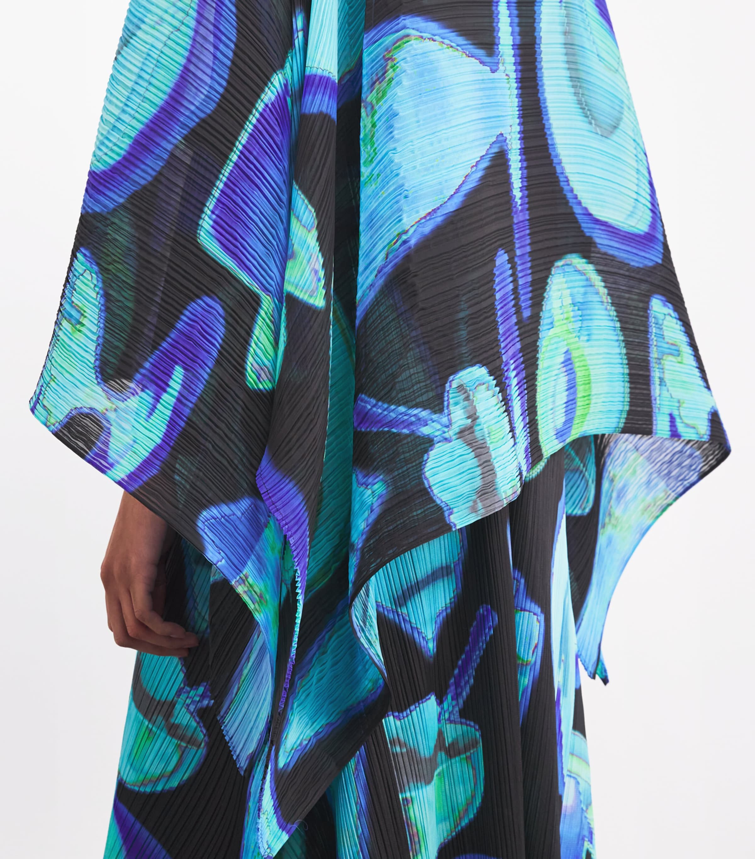 小物 PLEATS PLEASE THERMAL FOODS MADAME-T THERMAL FOODS MADAME-T – ISSEY MIYAKE ONLINE STORE