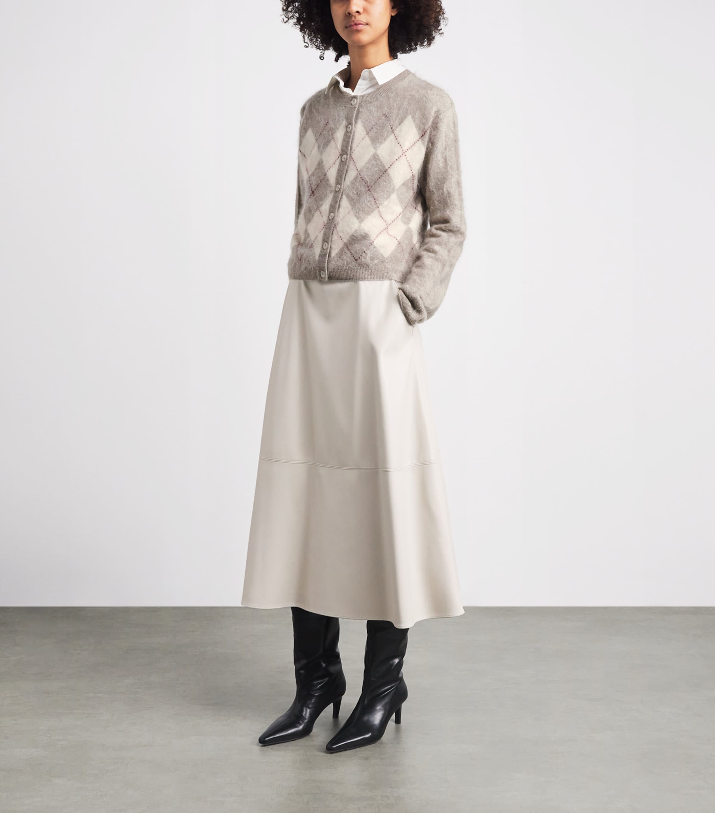 Soft Goat Womens Cashmere Argyle Cardigan Greige Image 2