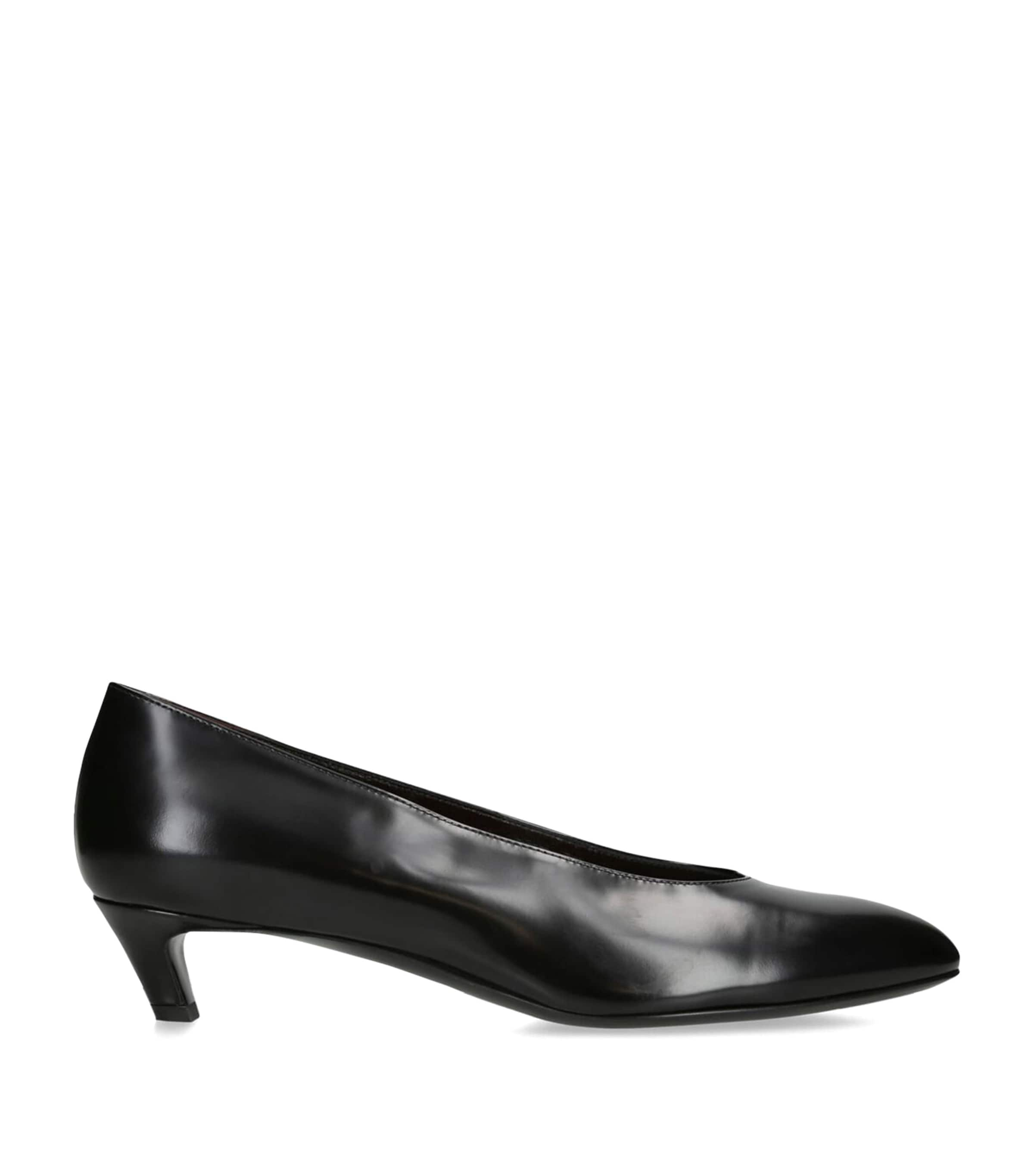 Shop The Row New Almond Leather Pumps 35 In Black