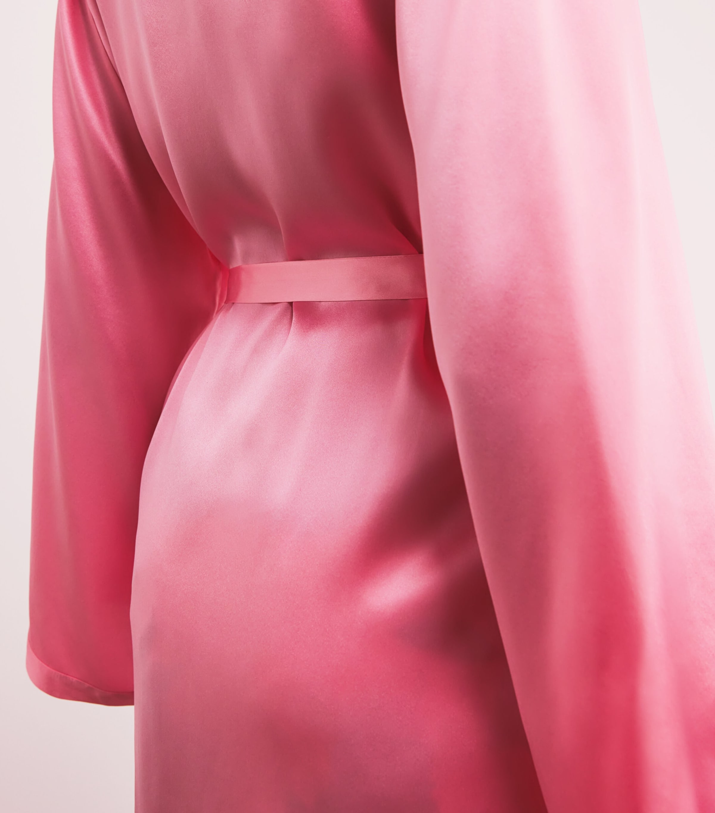 Marjolaine Womens Silk Robe Blush Image 3
