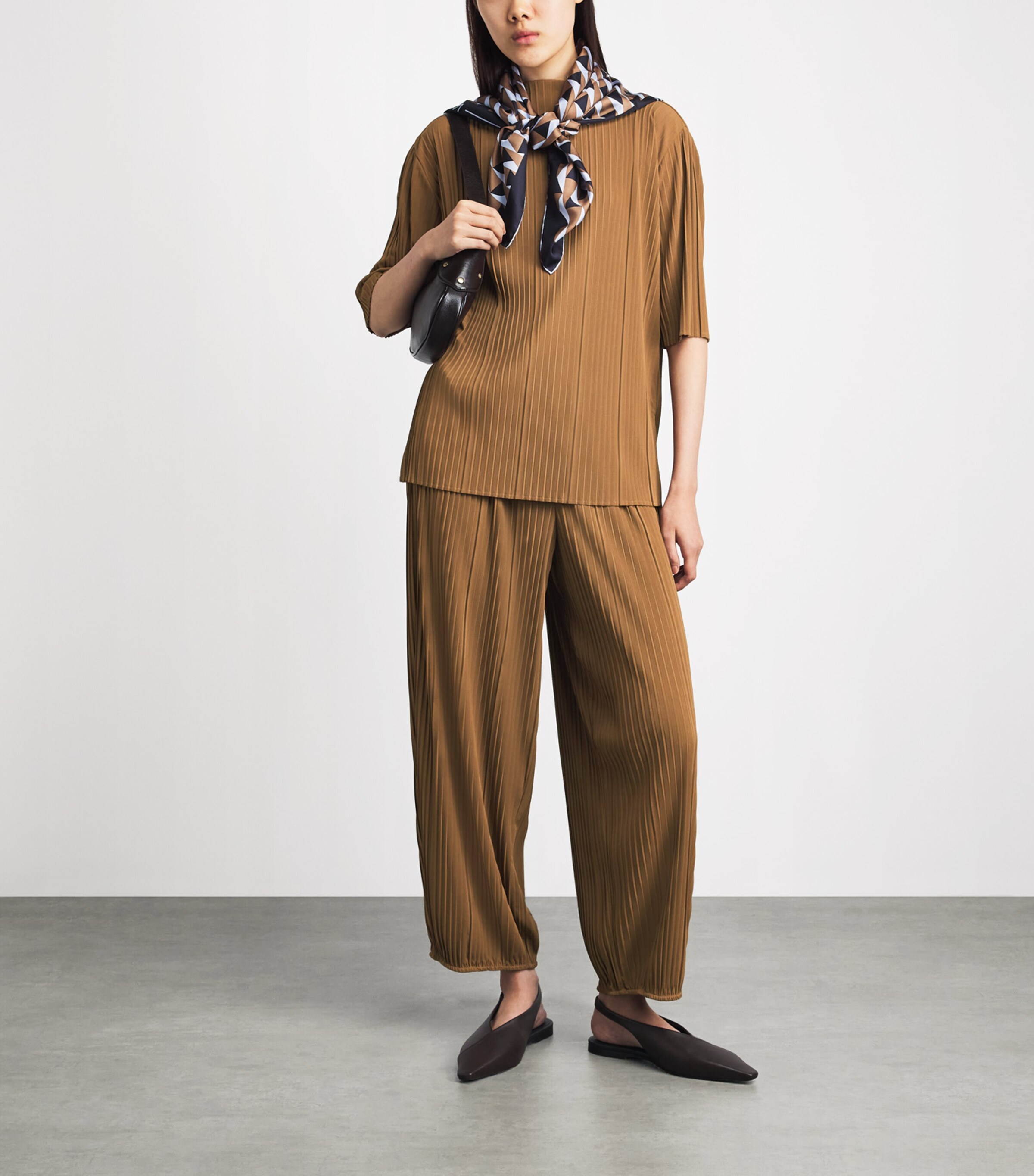 MM Womens Chiffon Plissé Pleated Trousers Hazelnut Brown Image 2