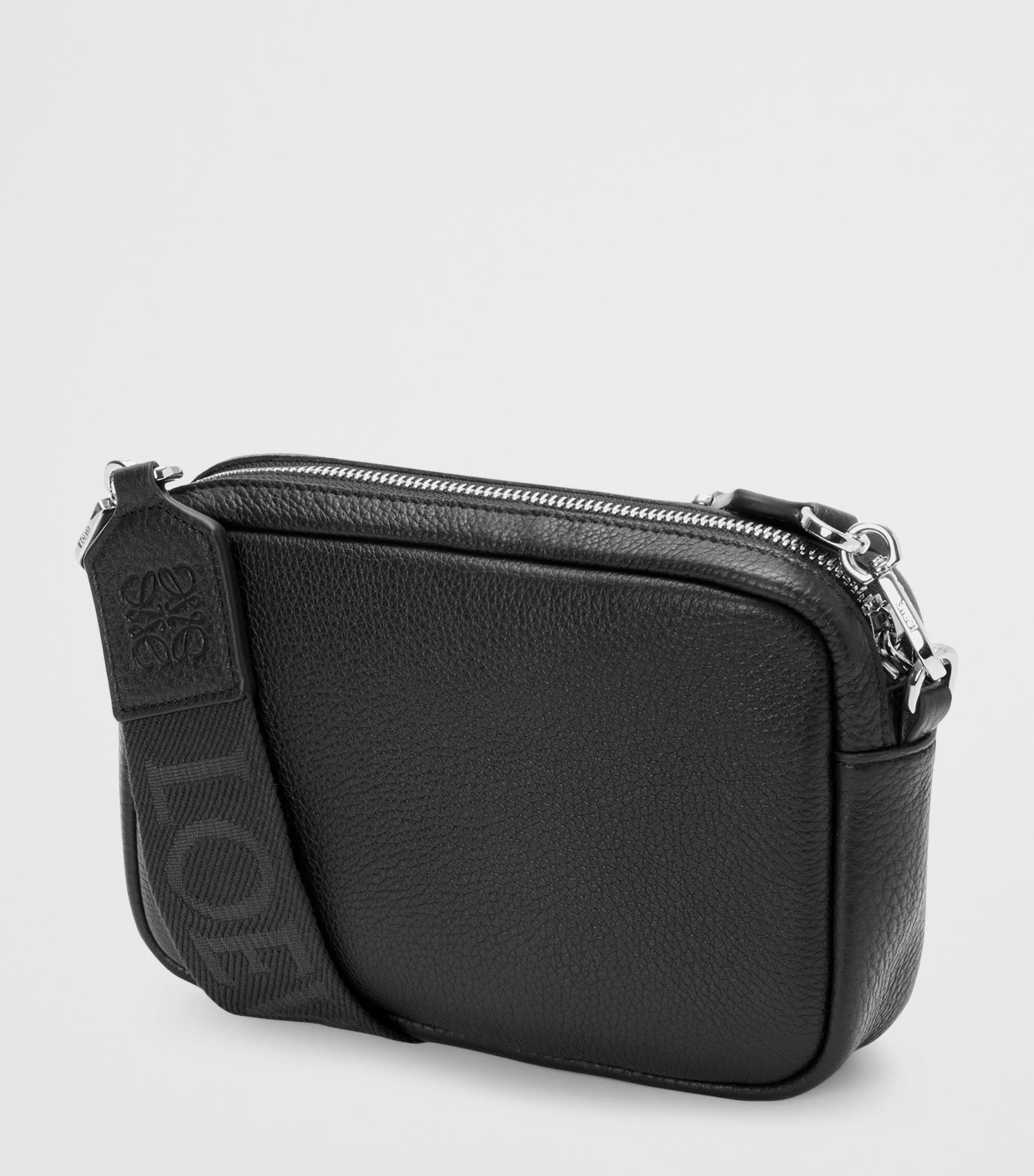 Small Leather Pebble Messenger Bag BLACK Image 2