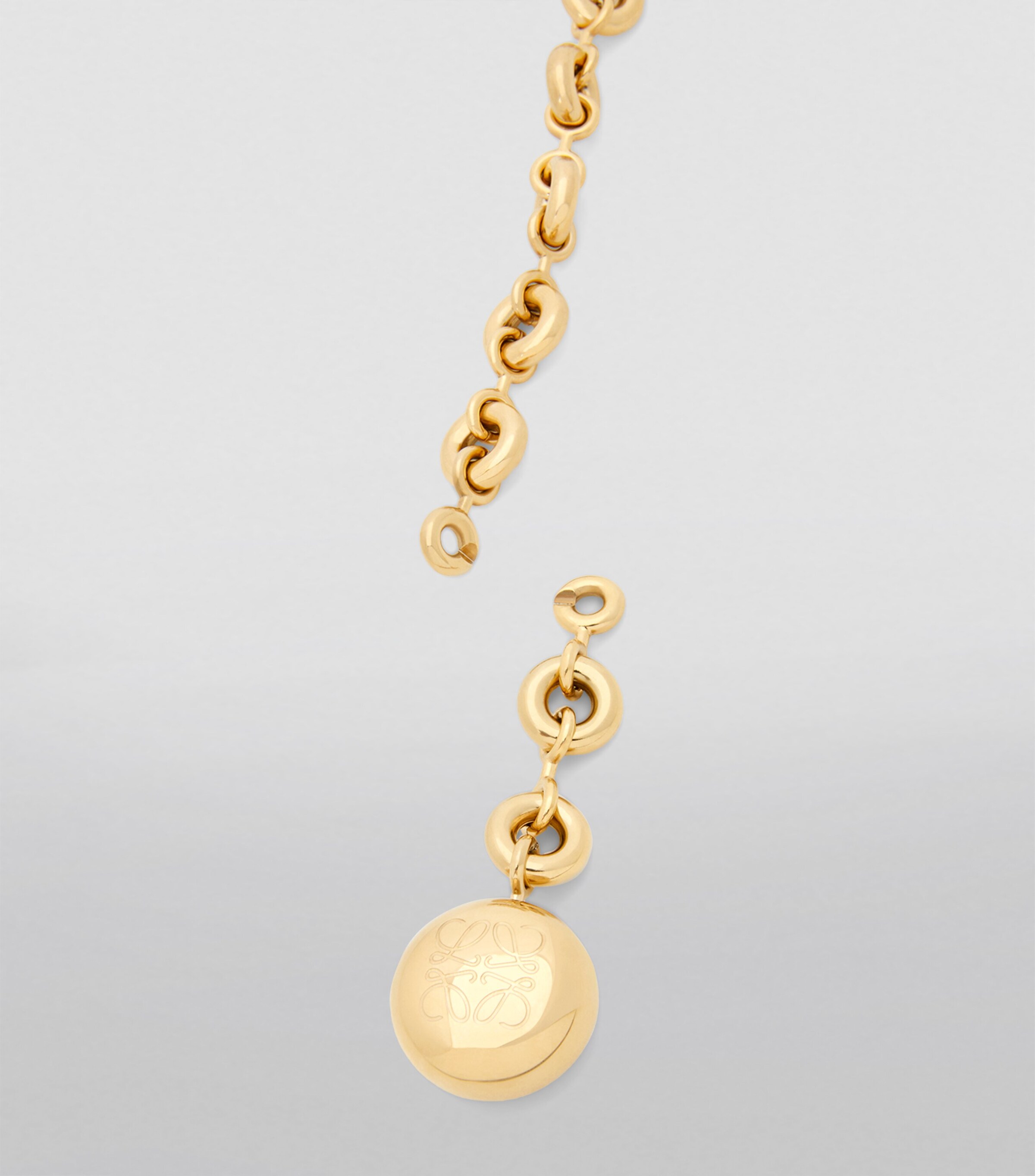 Medium Leather Squeeze Top-Handle Bag OAK Image 9