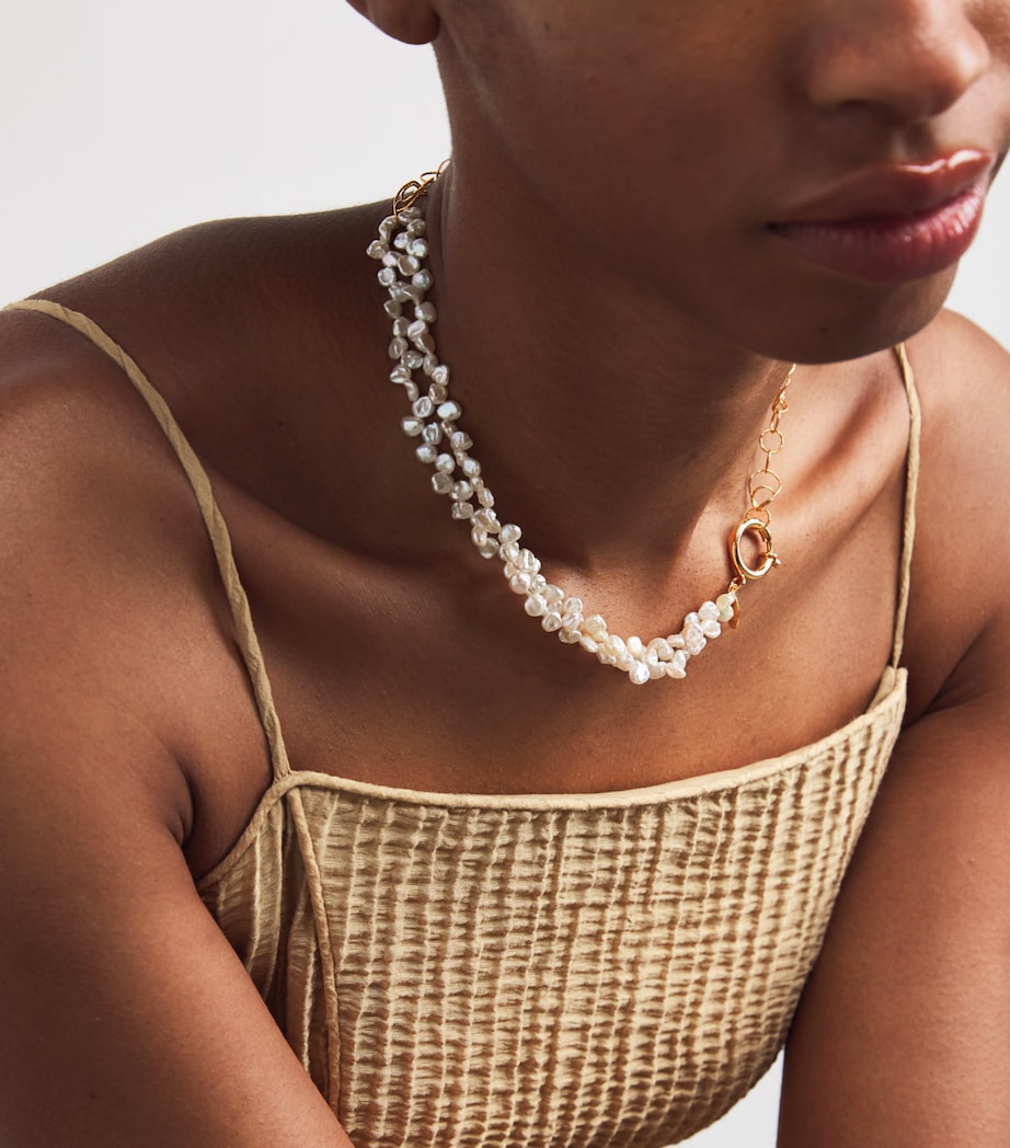 Gold-Plated and Freshwater Pearl Medea Necklace GOLD/PEARL Image 2