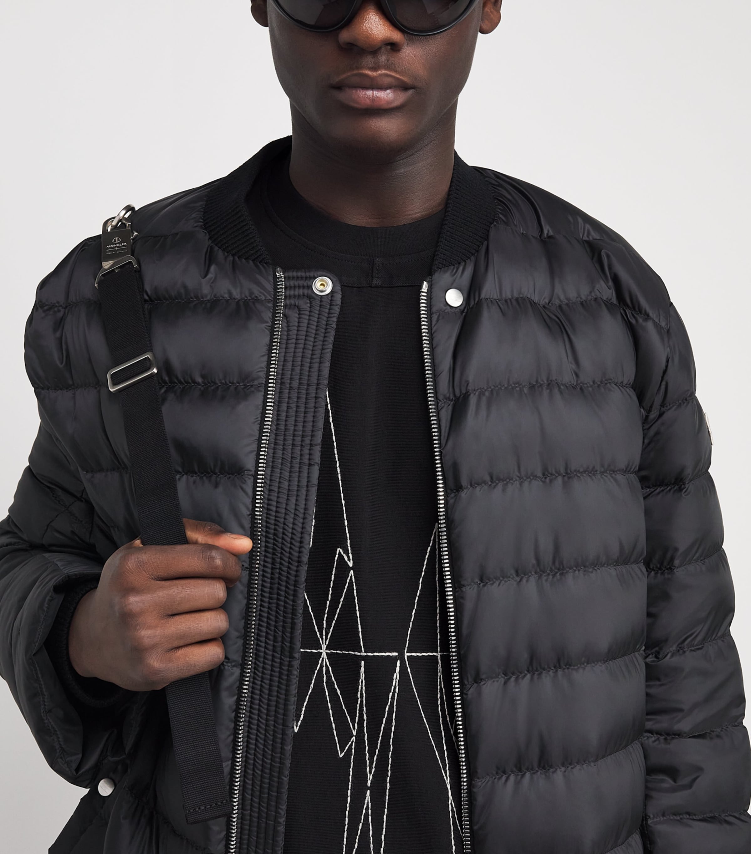 x Moncler Cotton Embroidered Jumbo T-Shirt 999 - BLACK Image 6