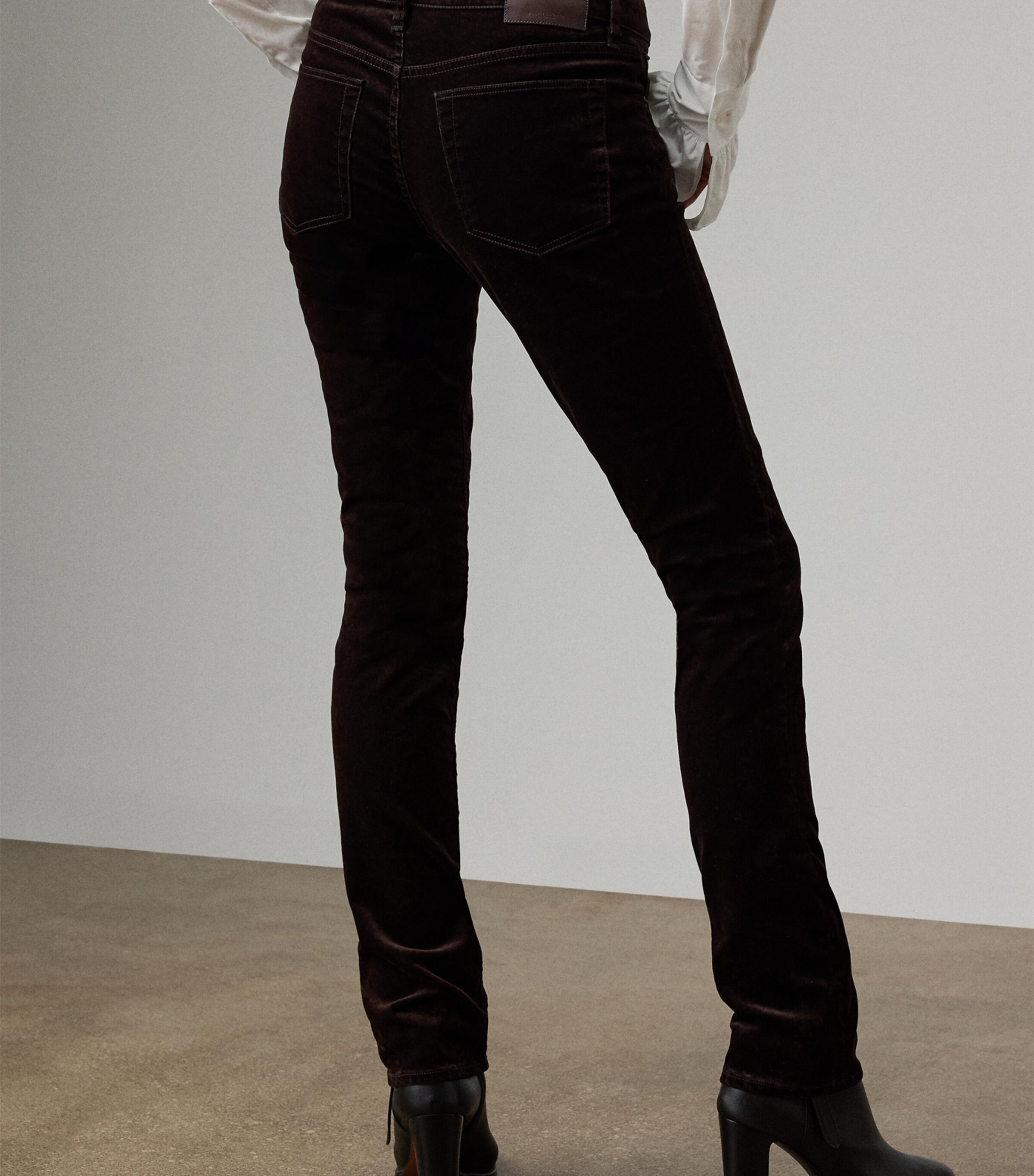 Stretch-Velvet Seth Trousers DARK BROWN Image 4