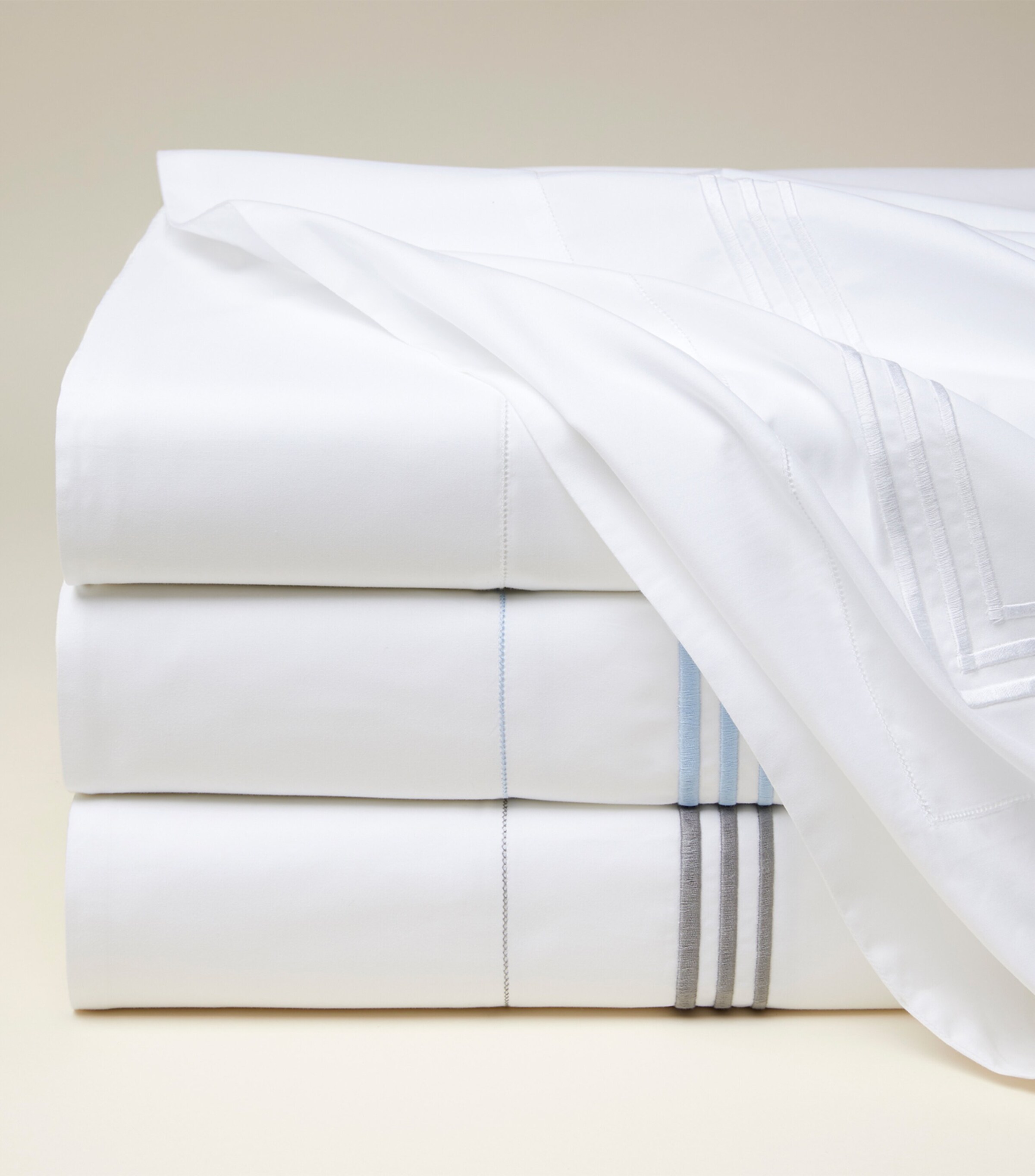 Tre Righe King Flat Sheet (300cm x 270cm) WHT/CHARCOAL Image 2