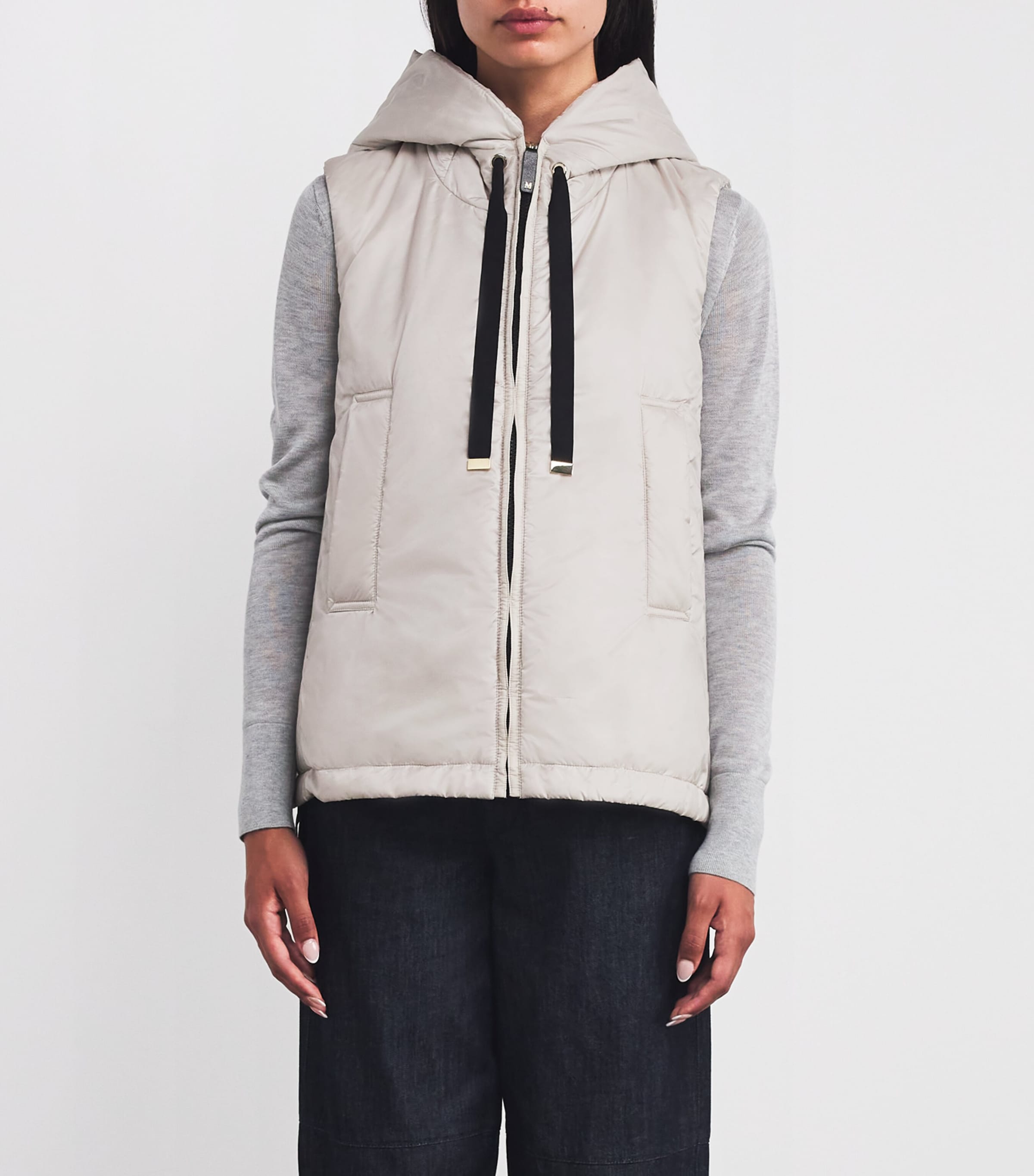 The Cube Quilted Gilet BEIGE Image 3