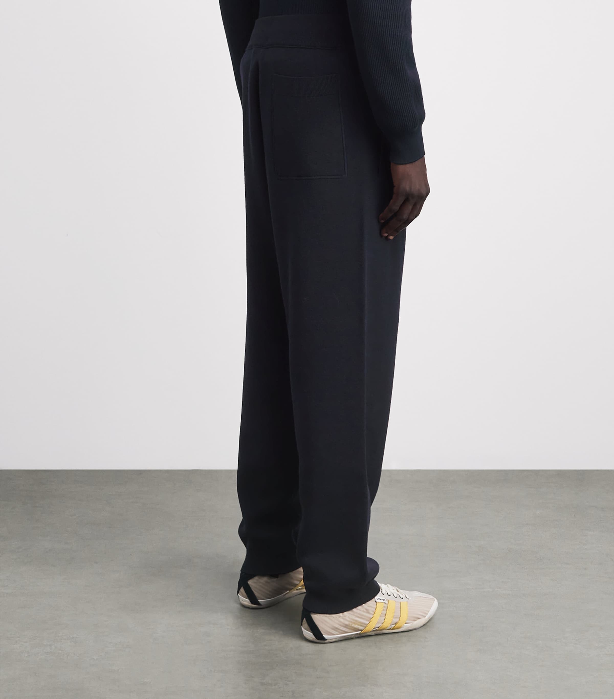 Stone Island Mens Virgin Wool-Blend Compass Sweatpants Image 5