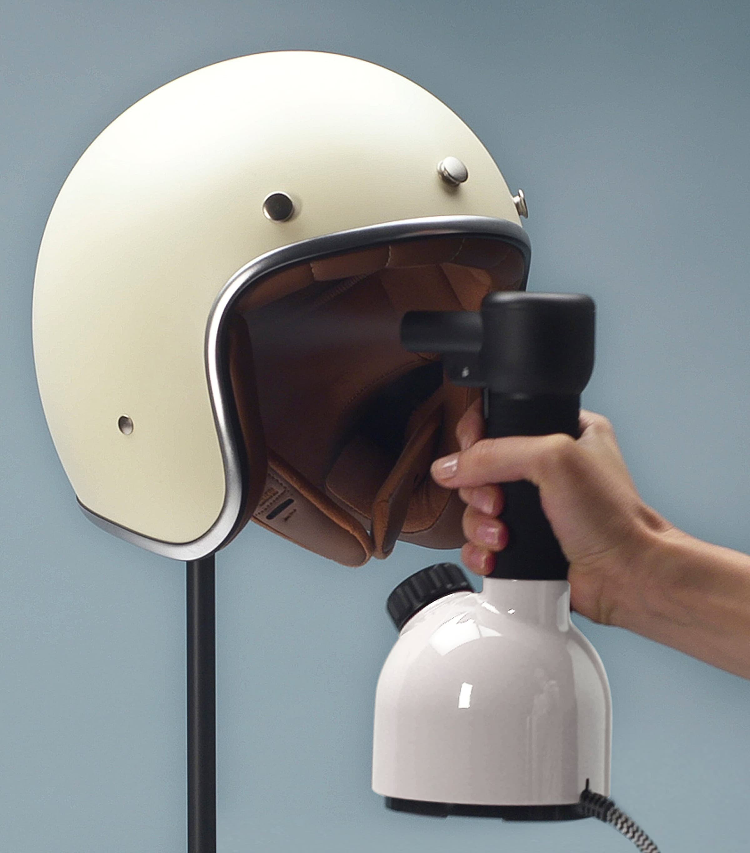 Iggi Steamer WHITE Image 4