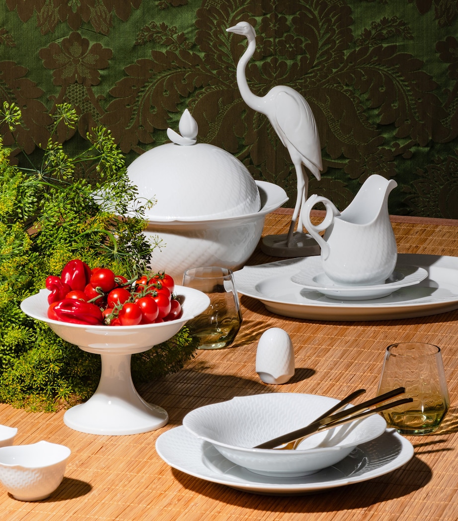 Waves Relief Creamer WHITE Image 3