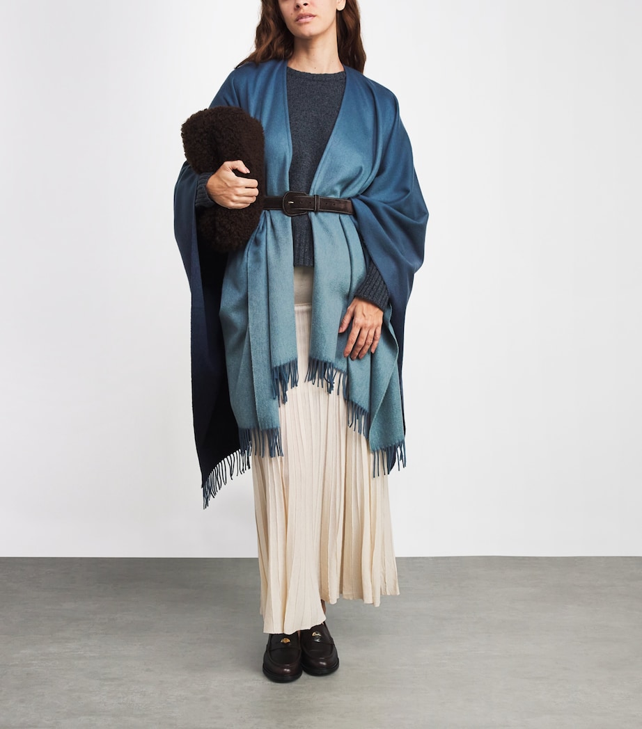 Cashmere Ombré Cape RU7686 SEASCPE /NAVY Image 2