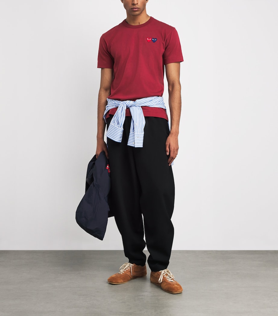 Embroidered Double-Heart T-Shirt 4 - BURGUNDY Image 2