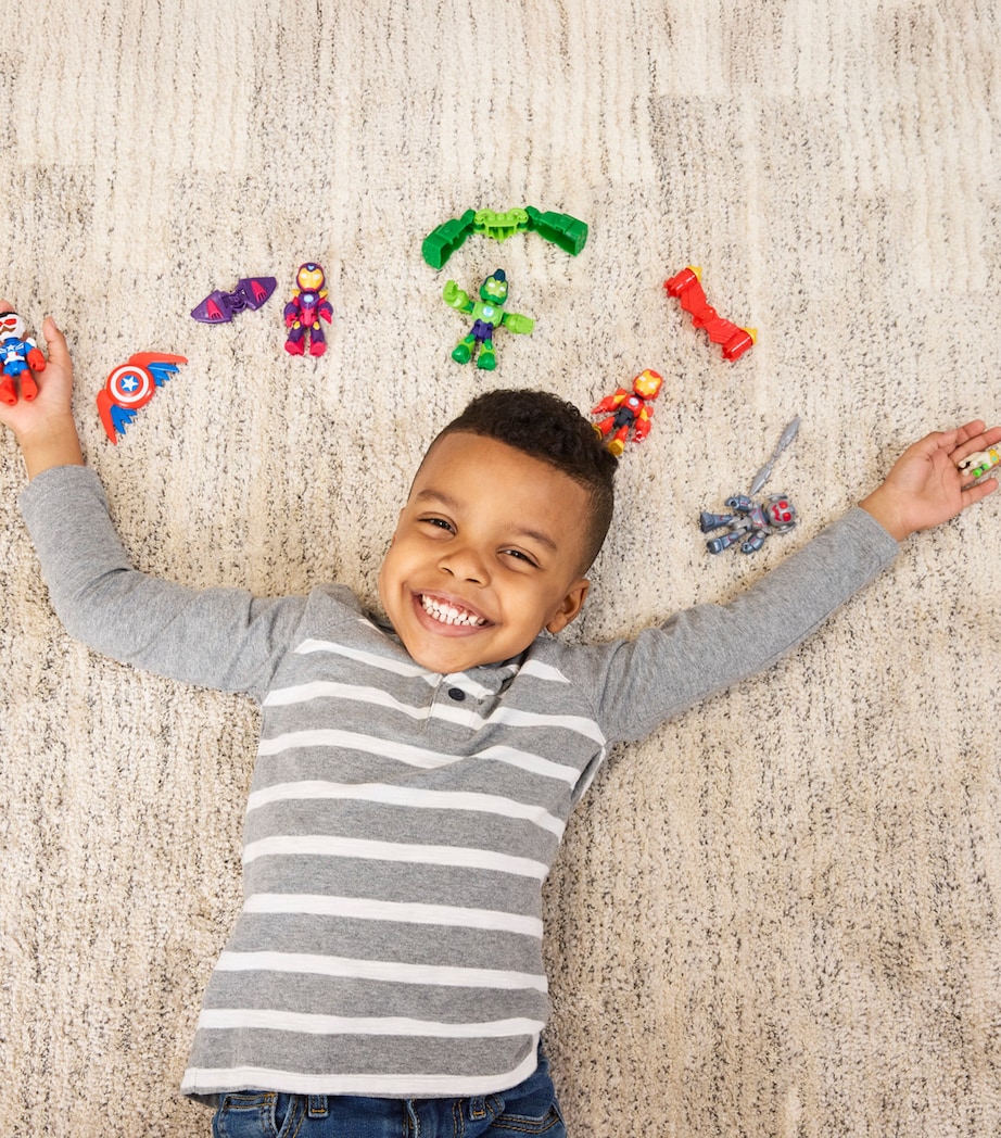 Iron Man and Armored-Up Avengers Figurine Set MULTI Image 6