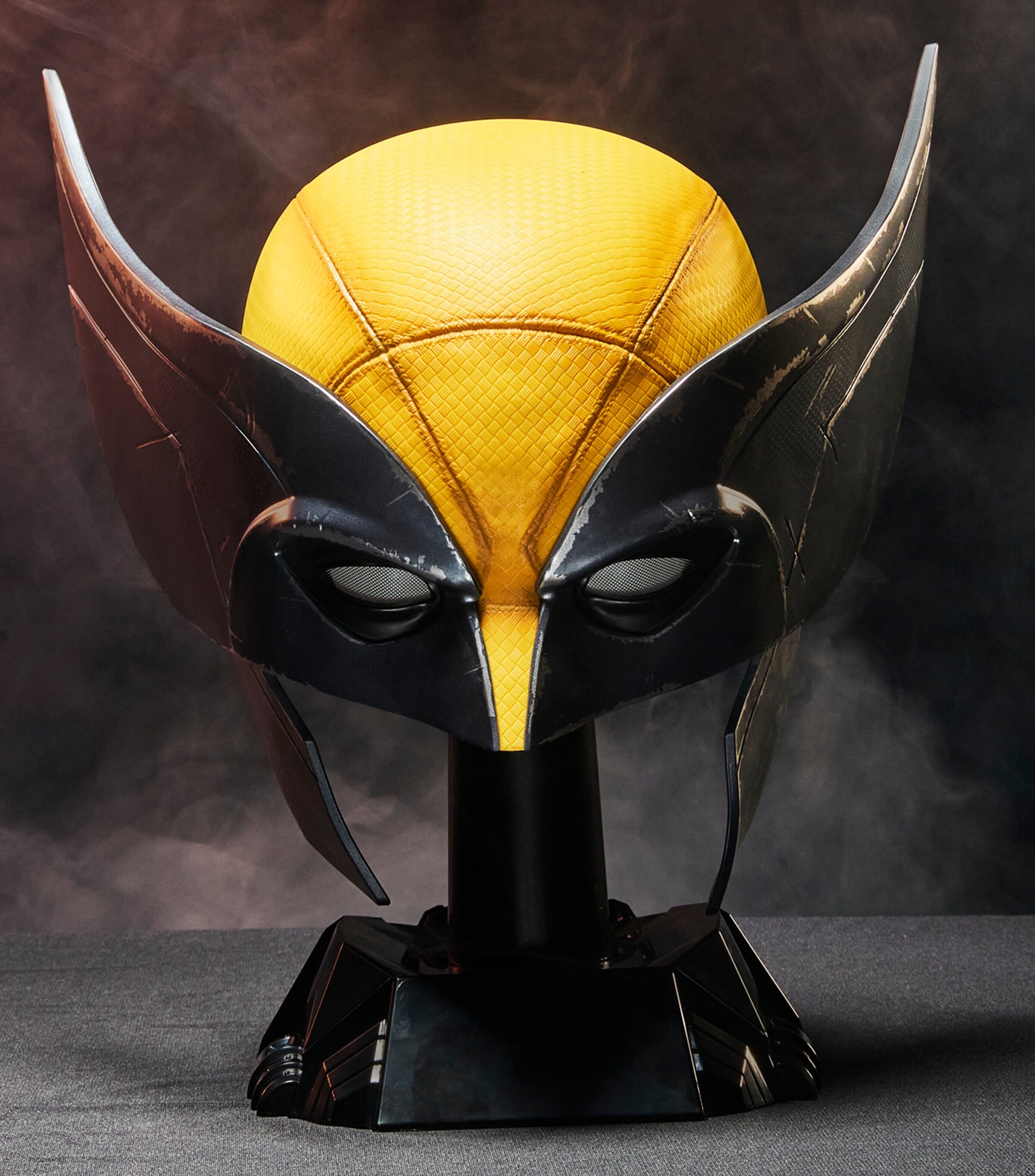 Marvel Marvel Legends Series Wolverine Premium Roleplay Mask Image 6