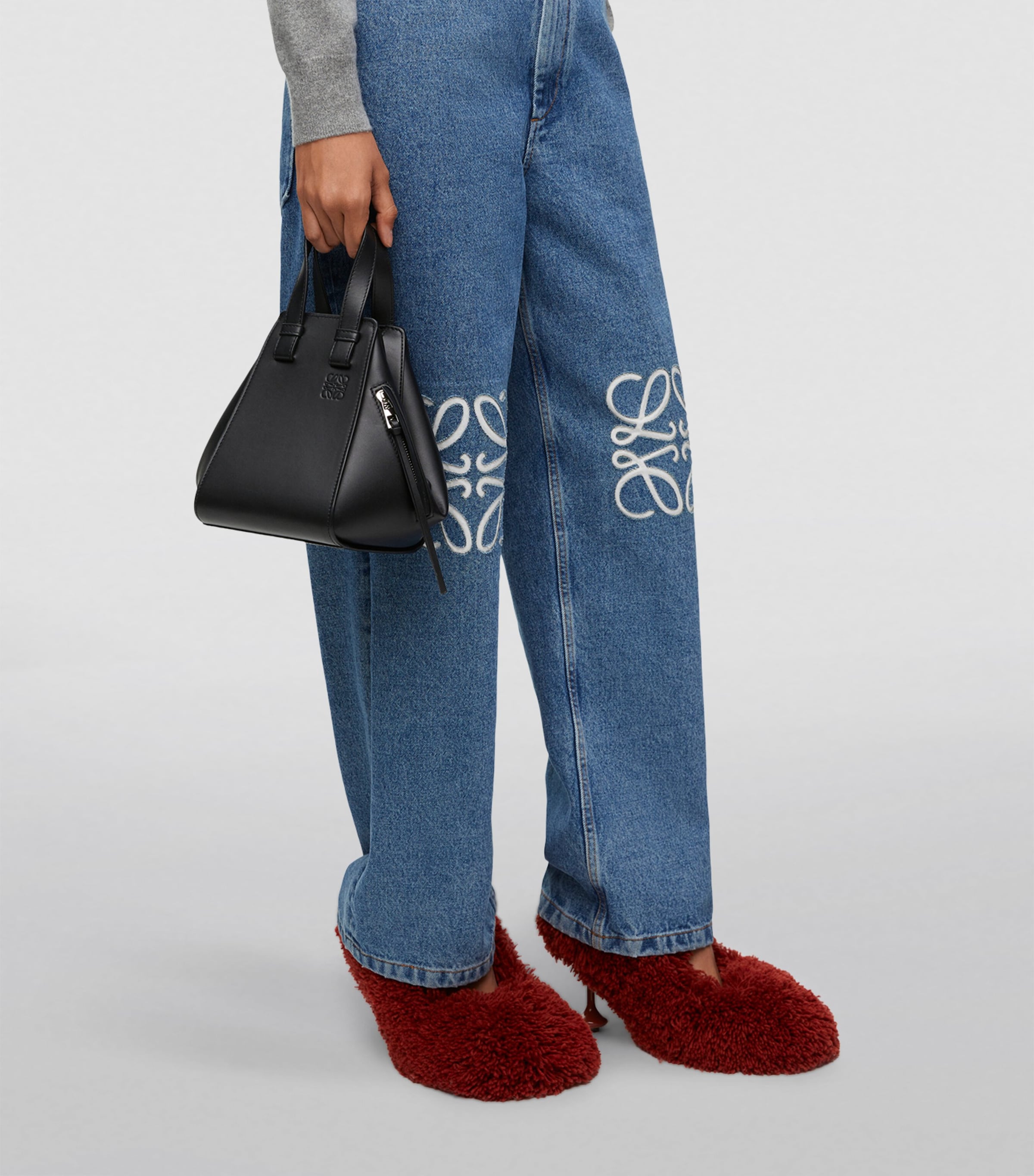 Leather Compact Hammock Top-Handle Bag BLACK Image 8