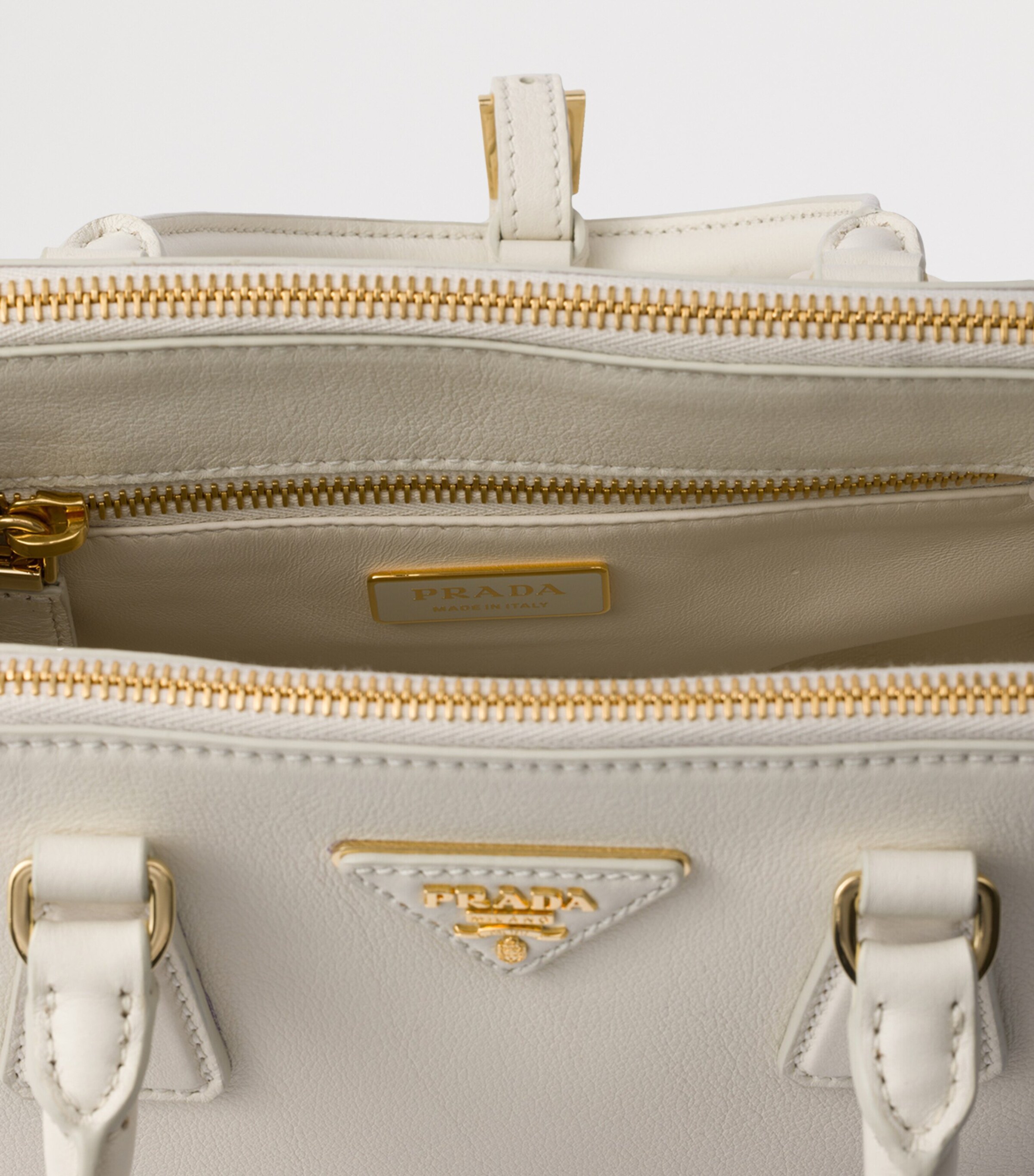 Small Leather Galleria Top-Handle Bag F0009 Image 8