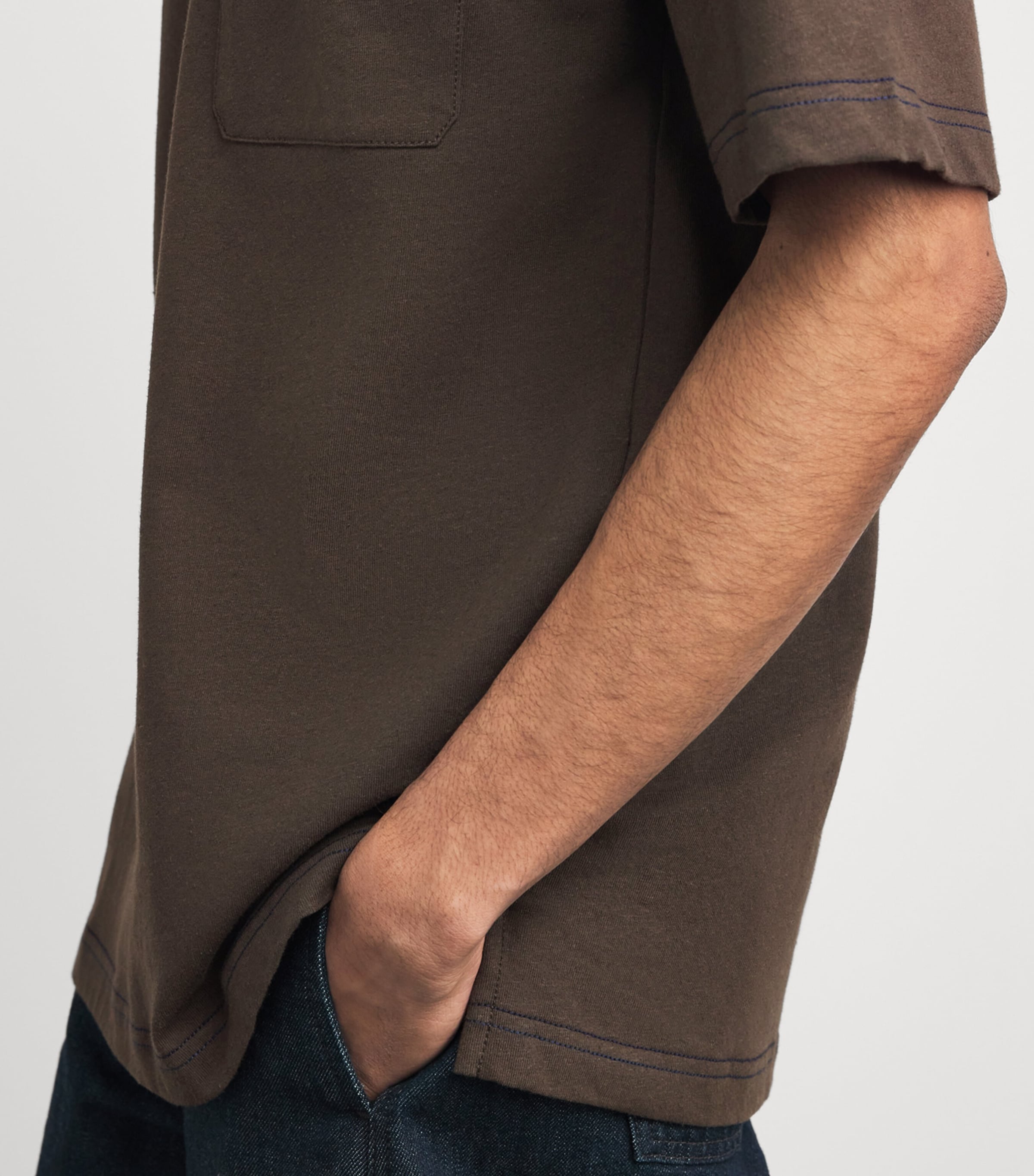 Lemaire Mens Cotton-Linen Boxy T-Shirt Ristretto/ Image 3