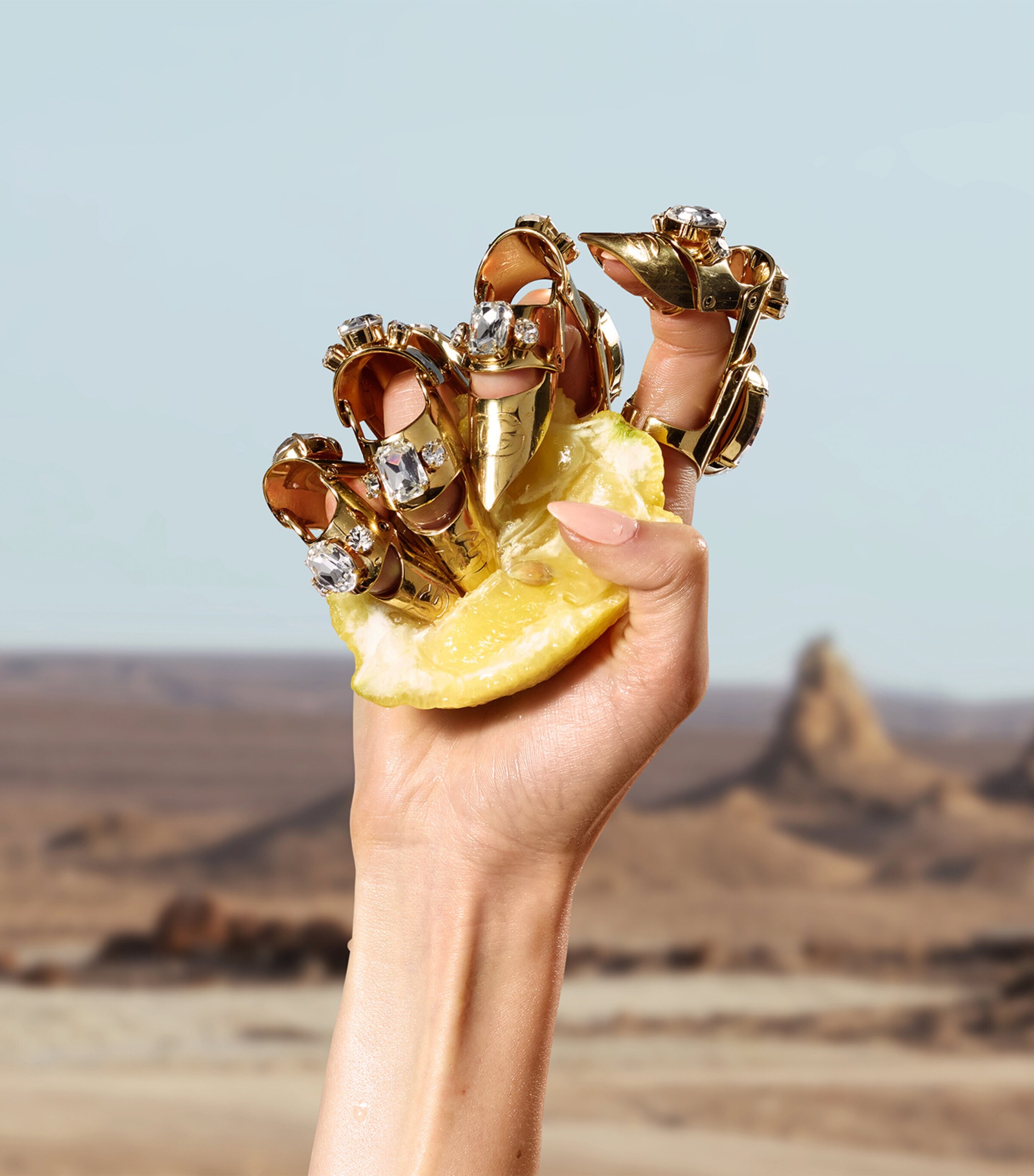 Q by Dolce & Gabbana Eau de Parfum (50ml) NO COLOUR Image 4