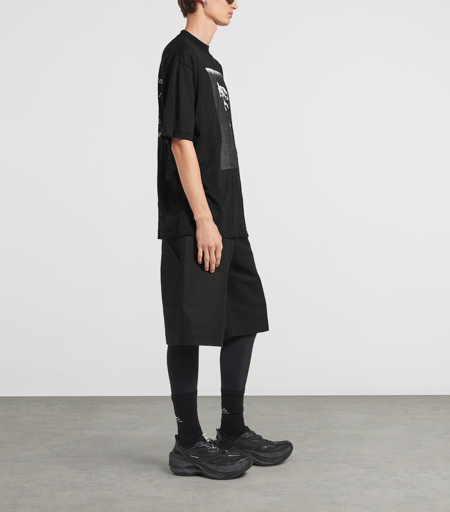 Balenciaga Mens Graphic Print T-Shirt Image 4