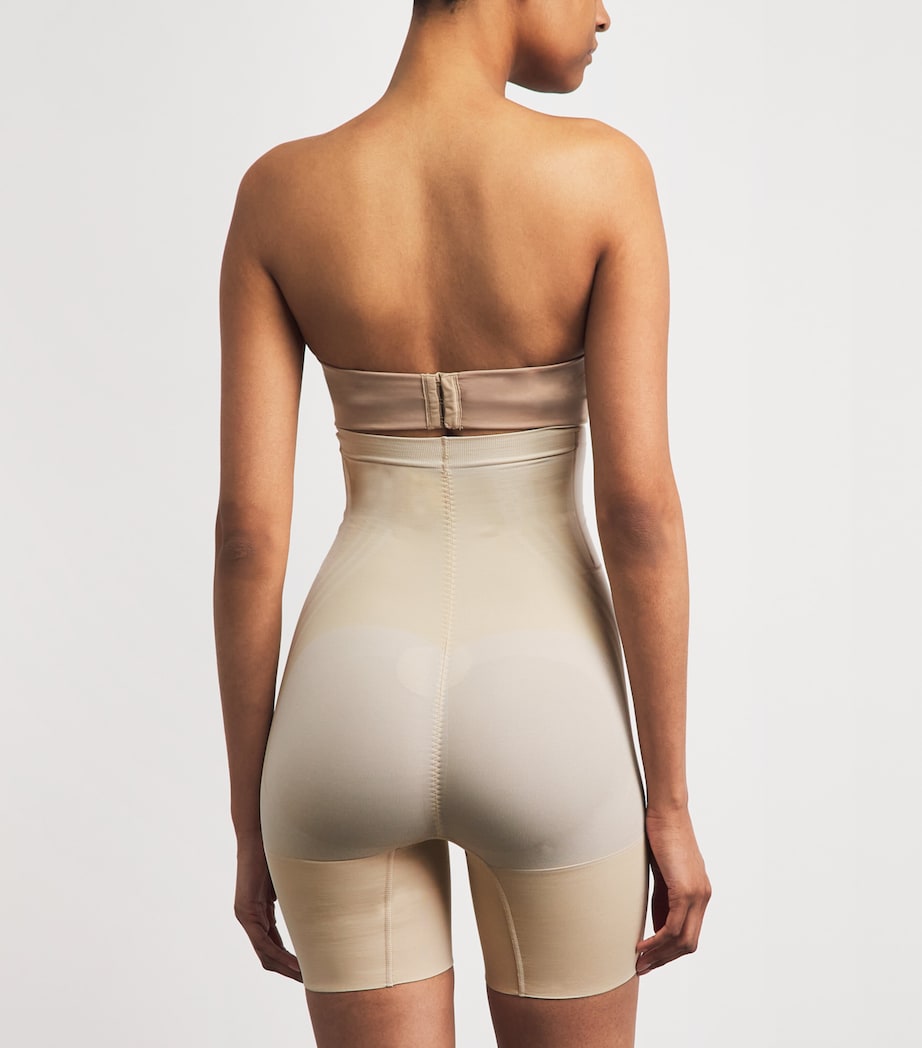 SPANX Womens SPANXsculpt GoFigure High-Waist Mid-Thigh Shorts Toasted Coconut Image 3