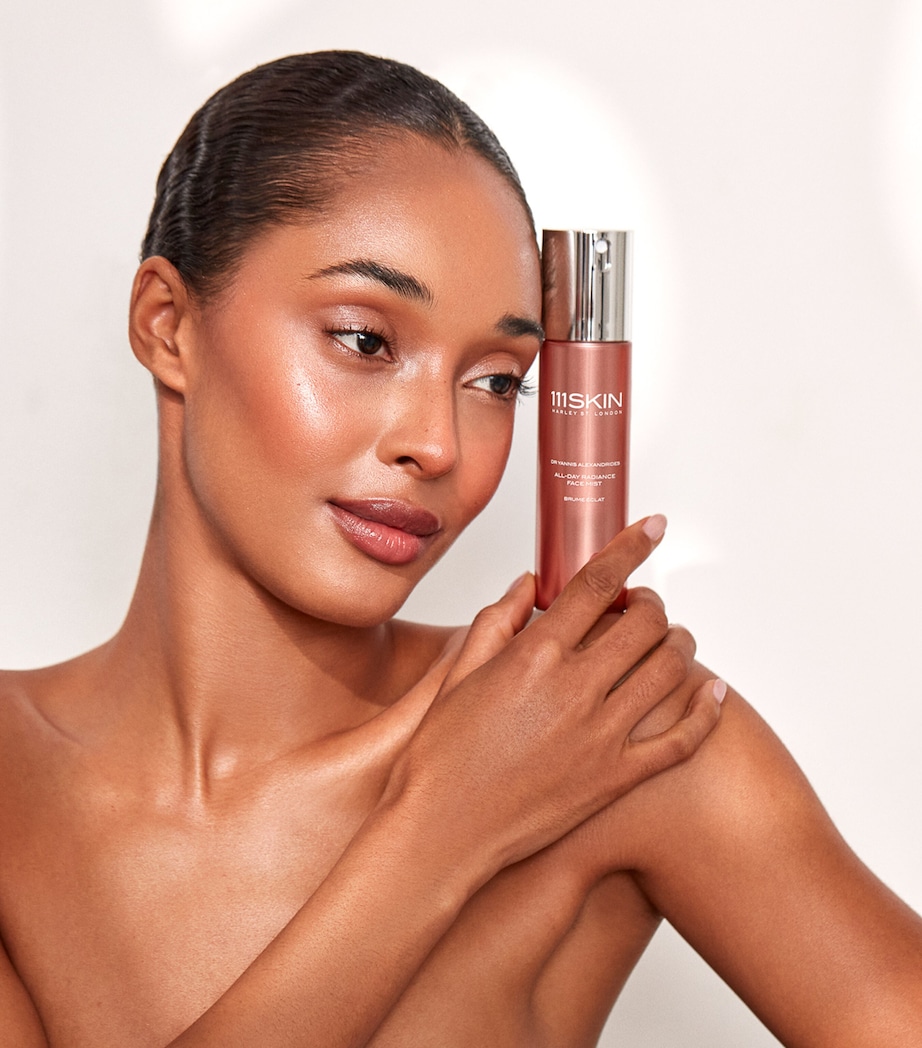 All-Day Radiance Face Mist (100ml) NO COLOUR Image 2