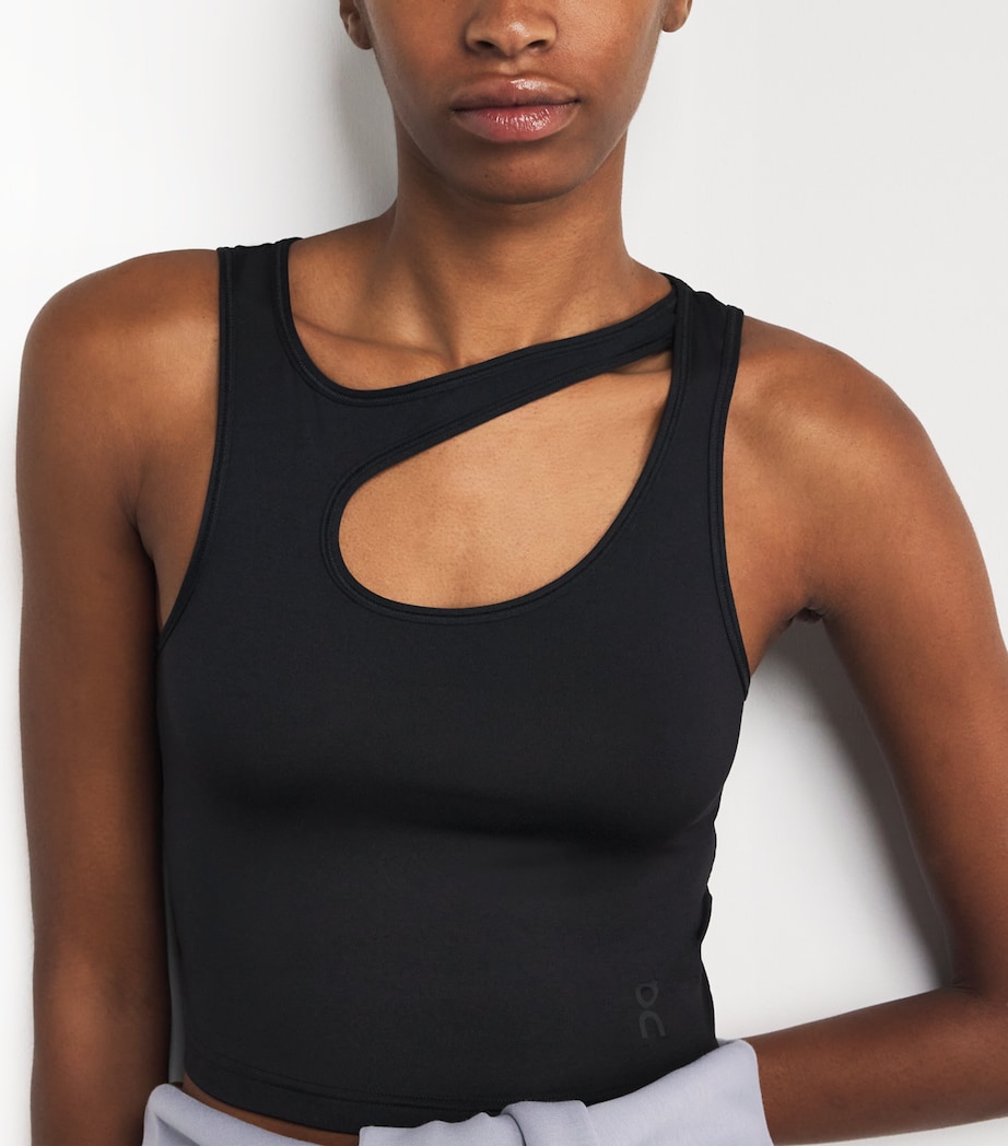 Cut-Out Studio Crop Top BLACK Image 6