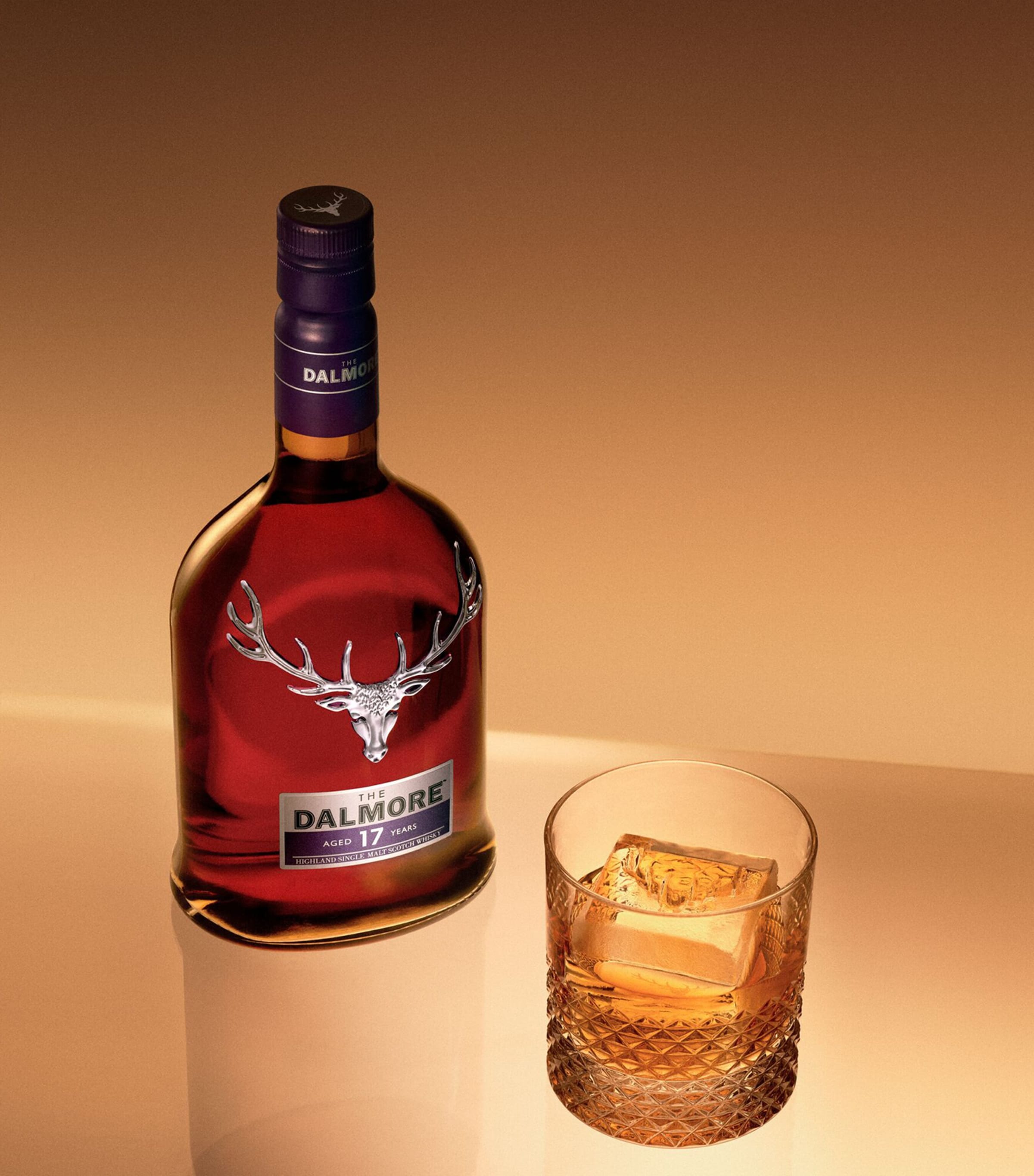The Dalmore 17-Year-Old Single Malt Whisky (70cl) Image 2