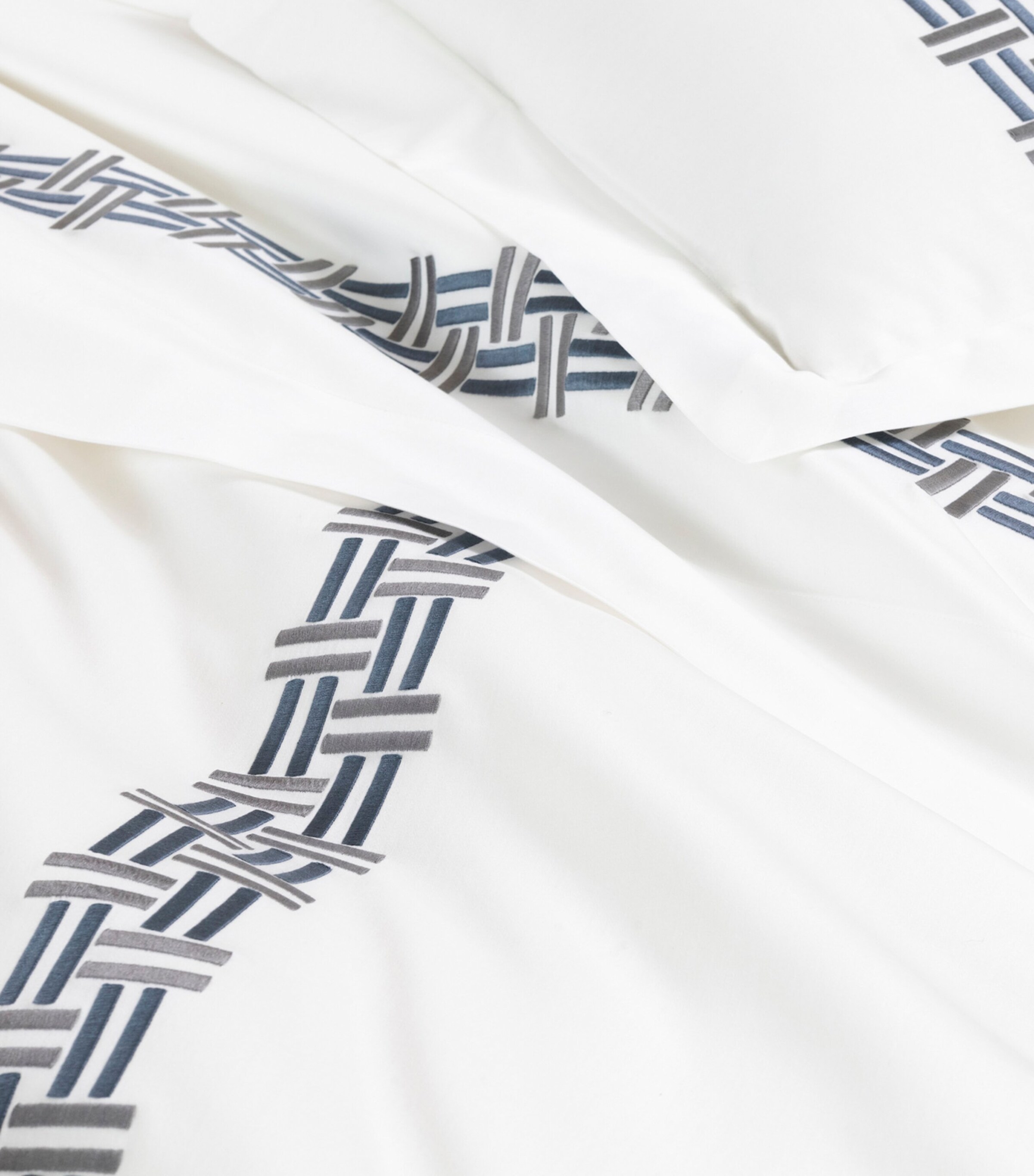 Basket Weave Super King Sheet Set (270cm x 320cm) 8E23 - STEEL BLUE/GR Image 4