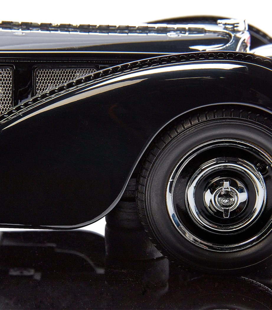 Bugatti 57SC Atlantic Coupe BLACK Image 6