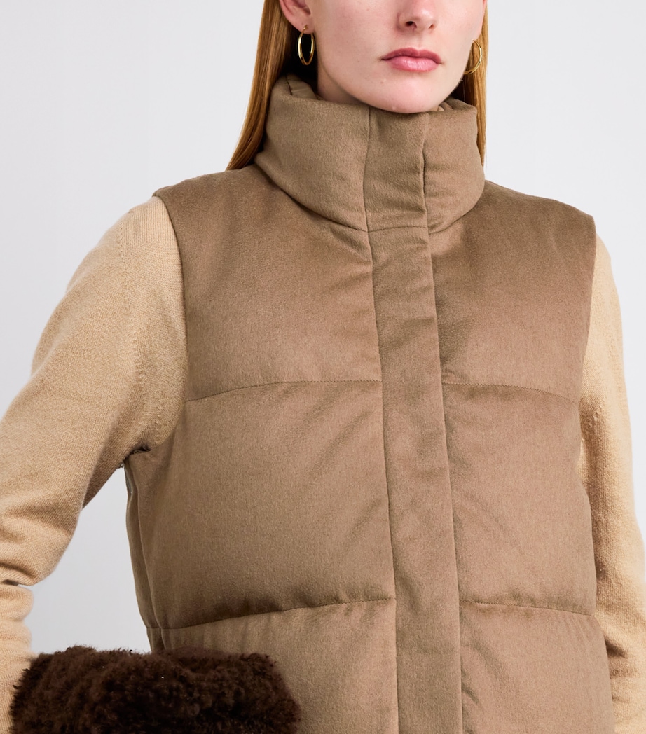 The Cube Quilted Gilet BEIGE Image 6