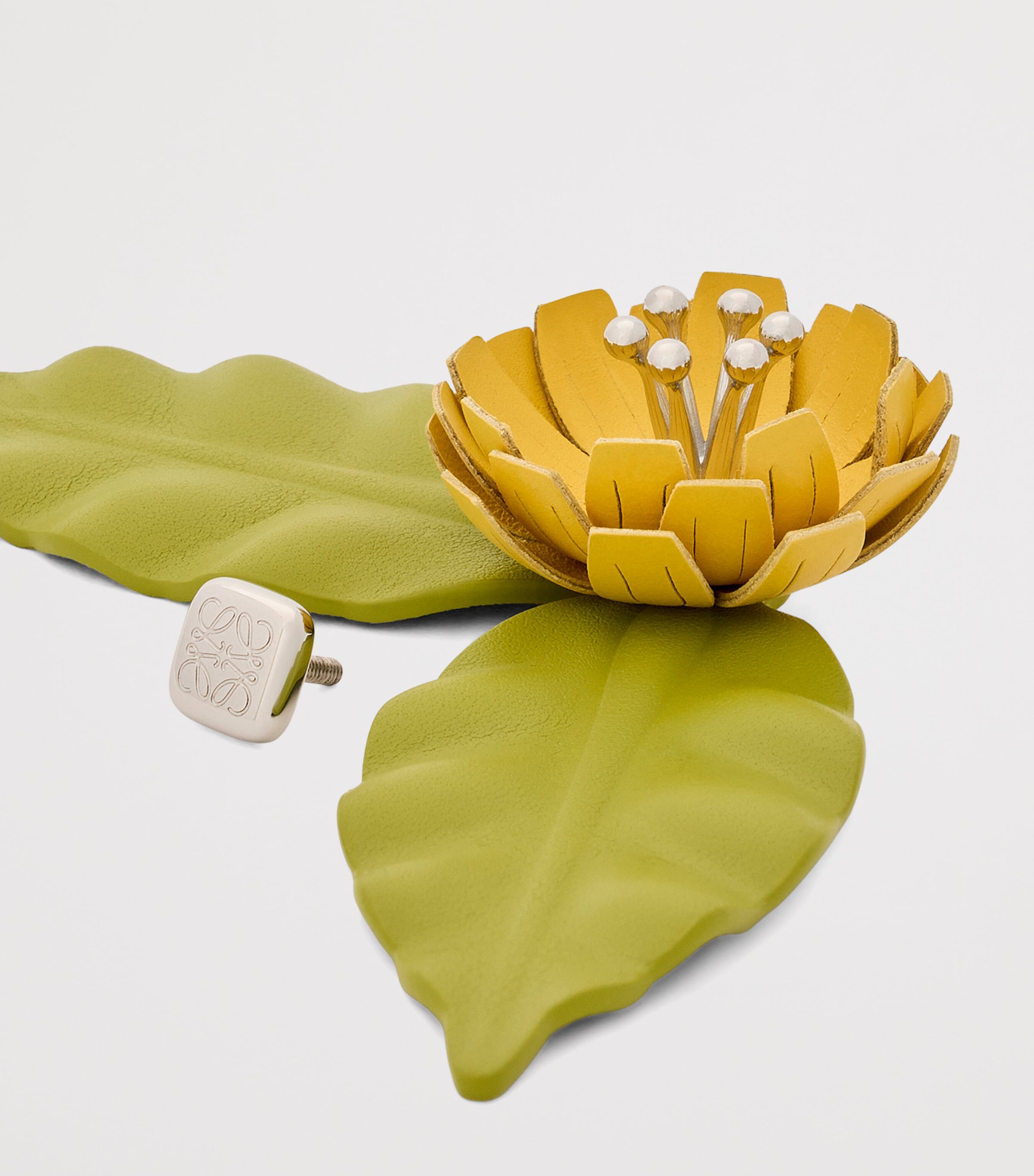 LOEWE x Paula’s Ibiza Leather Flower Pistil Pin Yellow Image 3