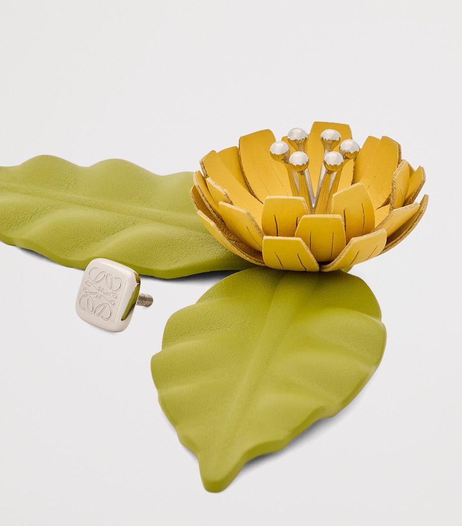 LOEWE x Paula’s Ibiza Leather Flower Pistil Pin Yellow Image 3