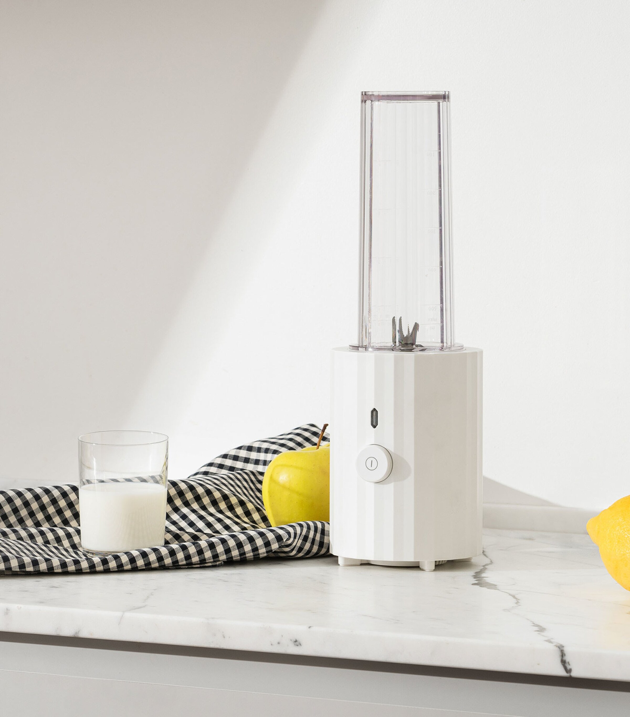 Plissé 2-Container Single-Serve Blender WHITE Image 3