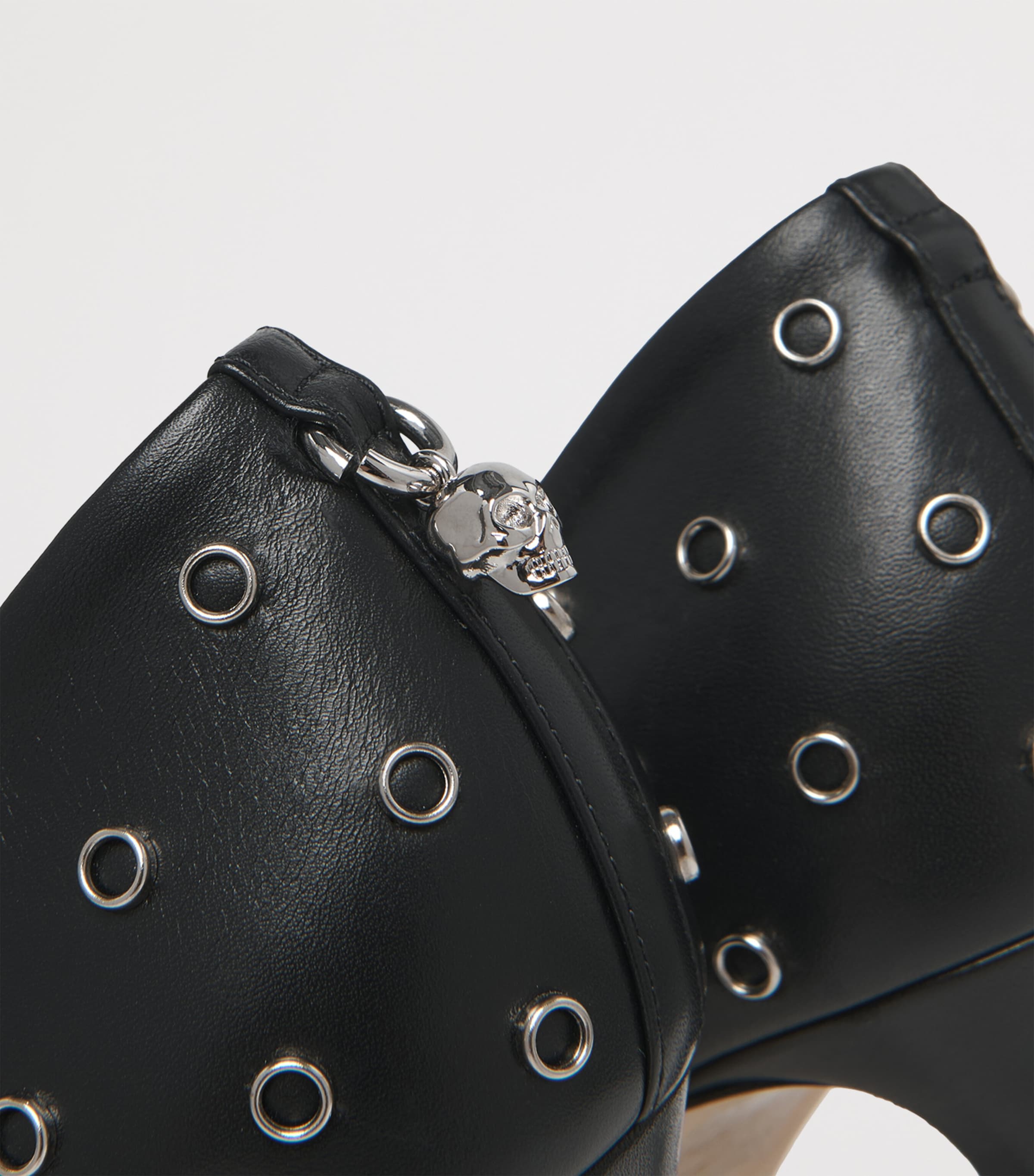 Leather Eyelet-Detail Pumps 100 1064 Image 4